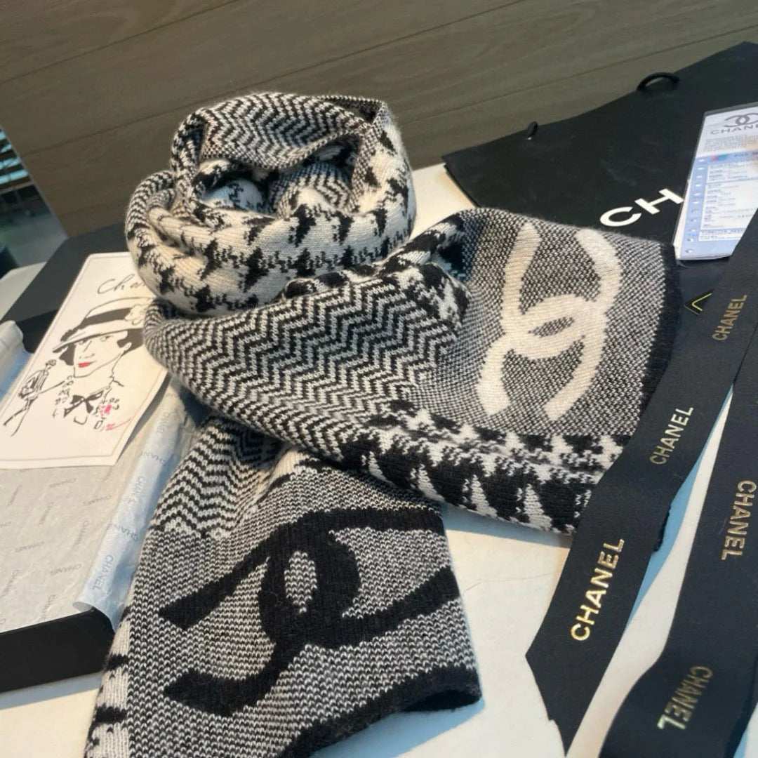 CHANEL 25S SCARF 190 CM IN CASHMERE 942958