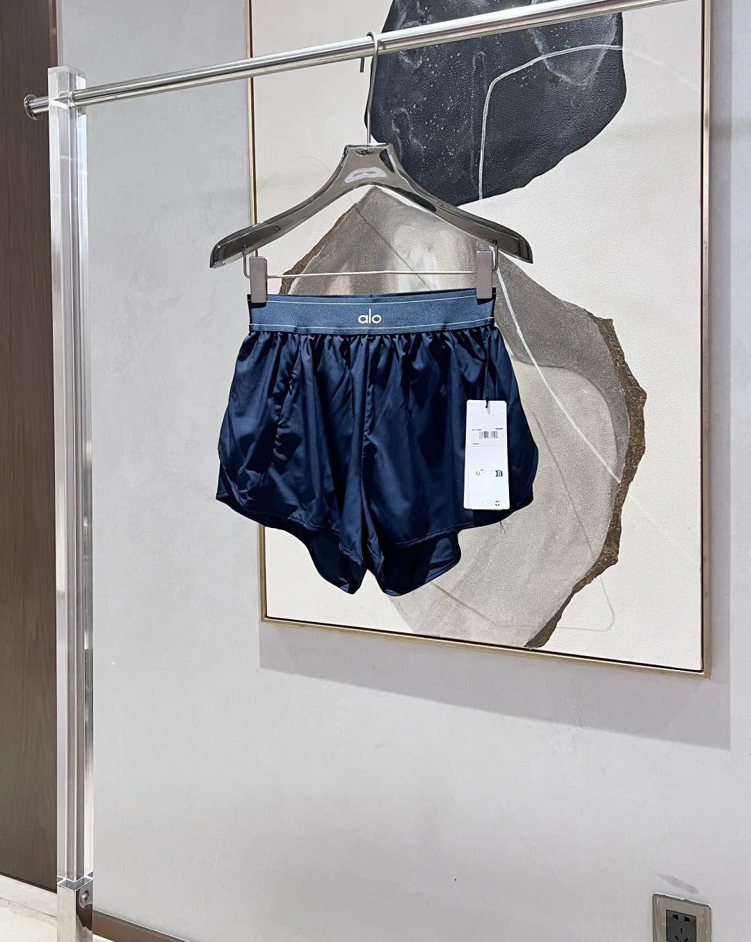 ALO SHORT STYLE 186