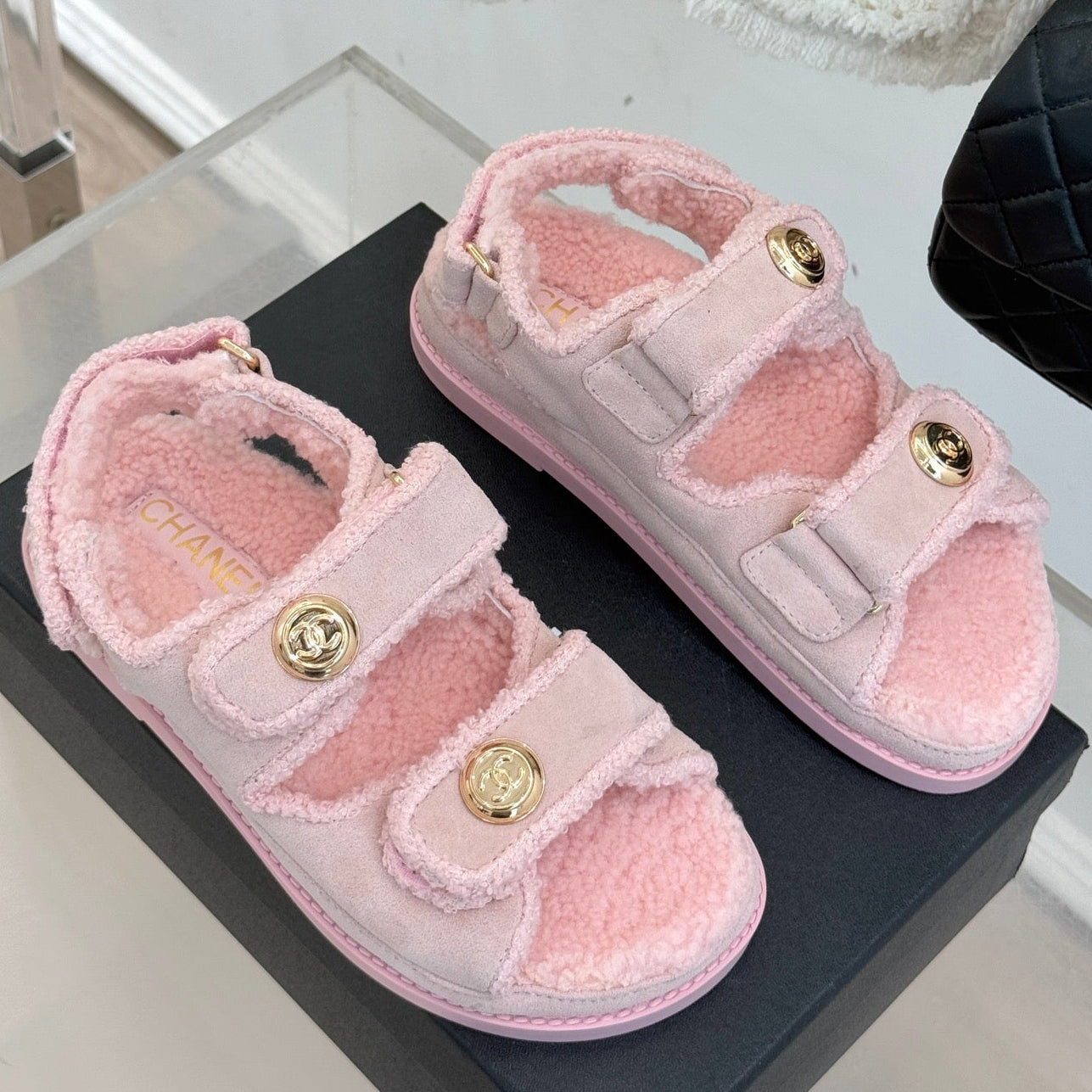 CC 26 Dad Sandal Pink Velvet Wool 609761