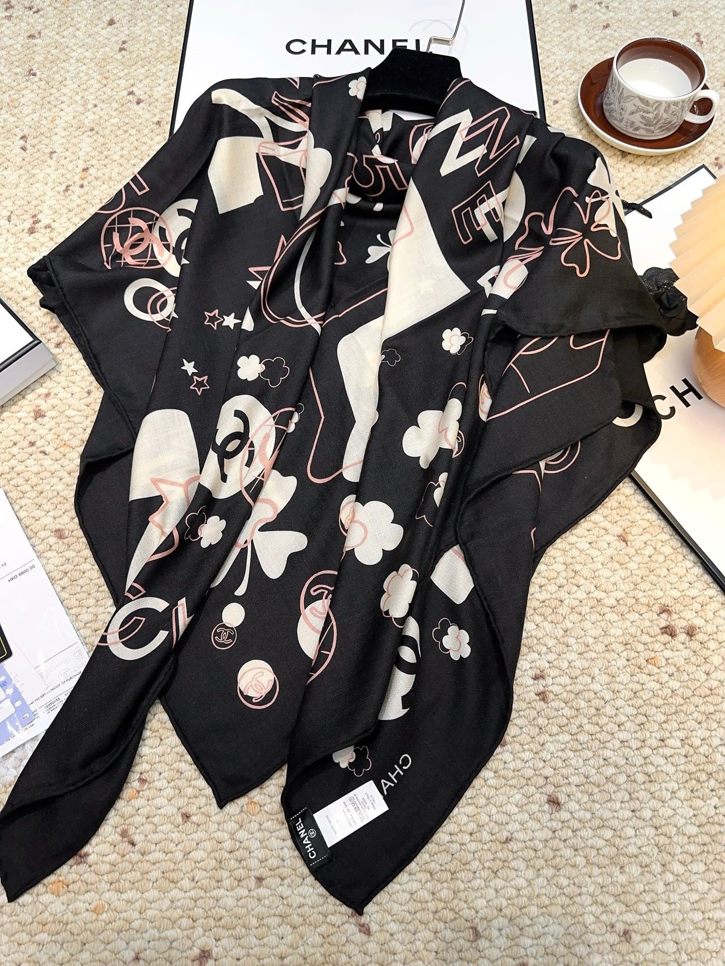 CHANEL 25S SCARF 140 CM IN CASHMERE SILK 943926