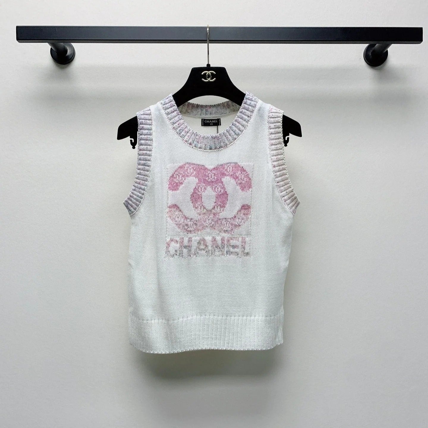 CC CREW NECK SLEEVELESS KNIT TOP 228214