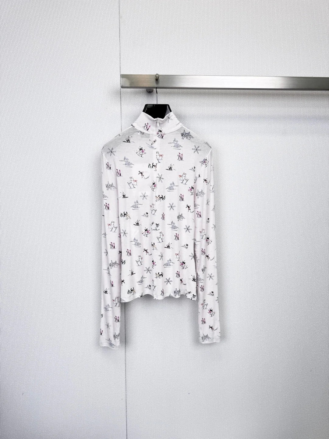 CHANEL 25S PATTERNED TURTLENECK SWEATER 380