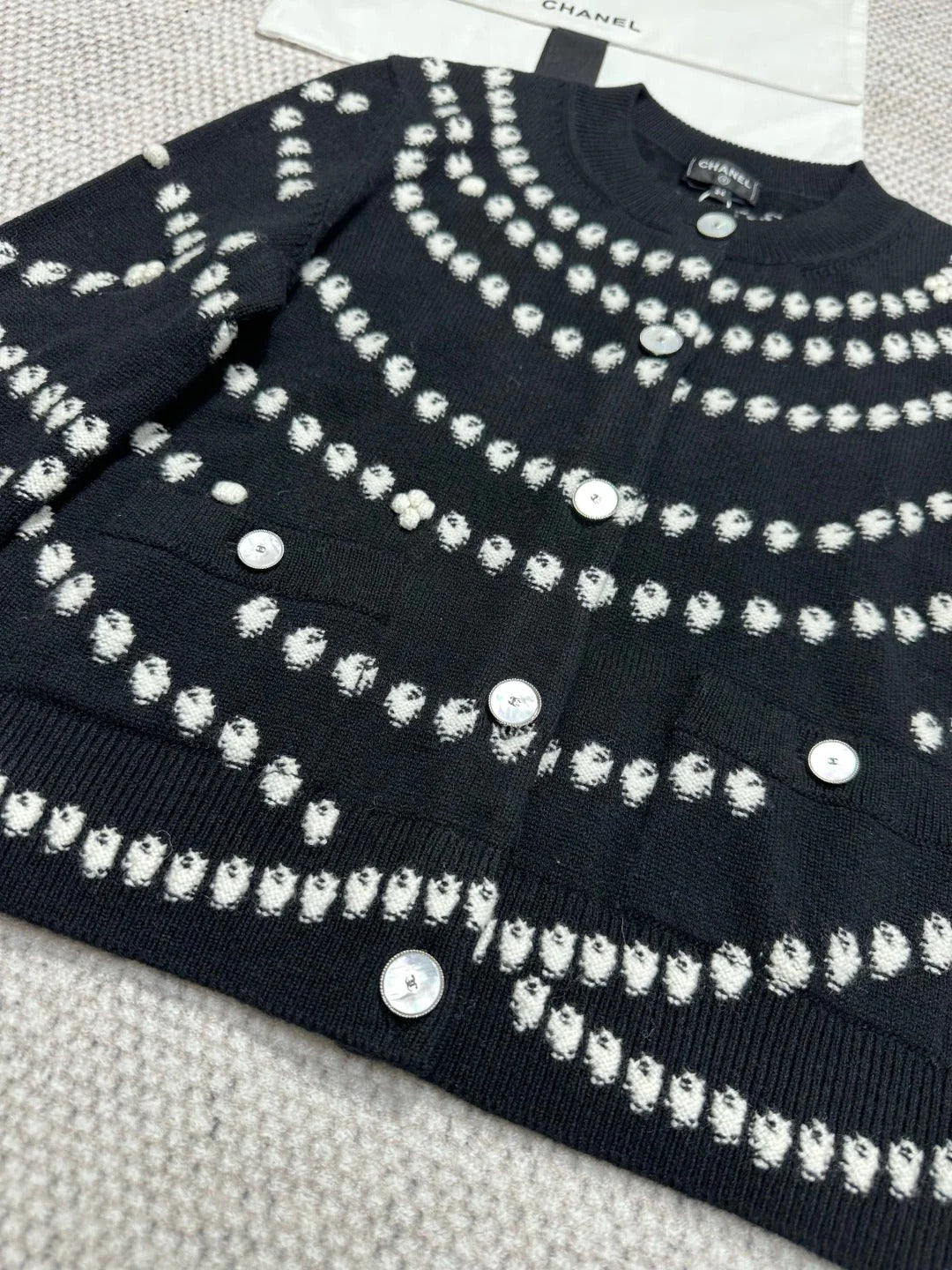 CHANEL CARDIGAN STYLE 100