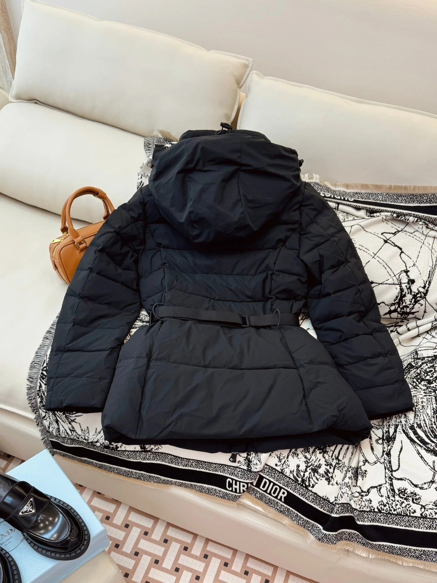 BURBERRY 25S MID-LENGTH DOWN COAT 171