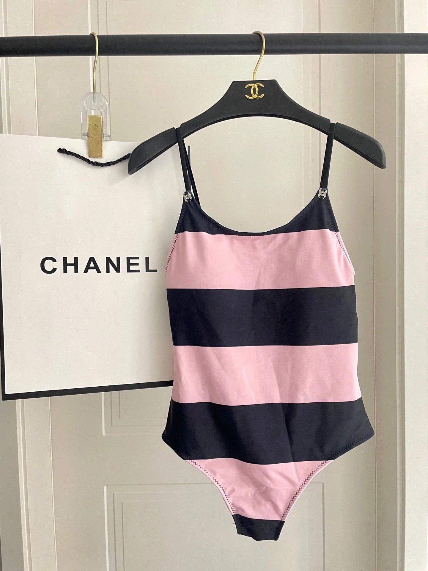 SWIMSUIT IN BLACK AND PINK HORIZONTAL STRIPES 626019