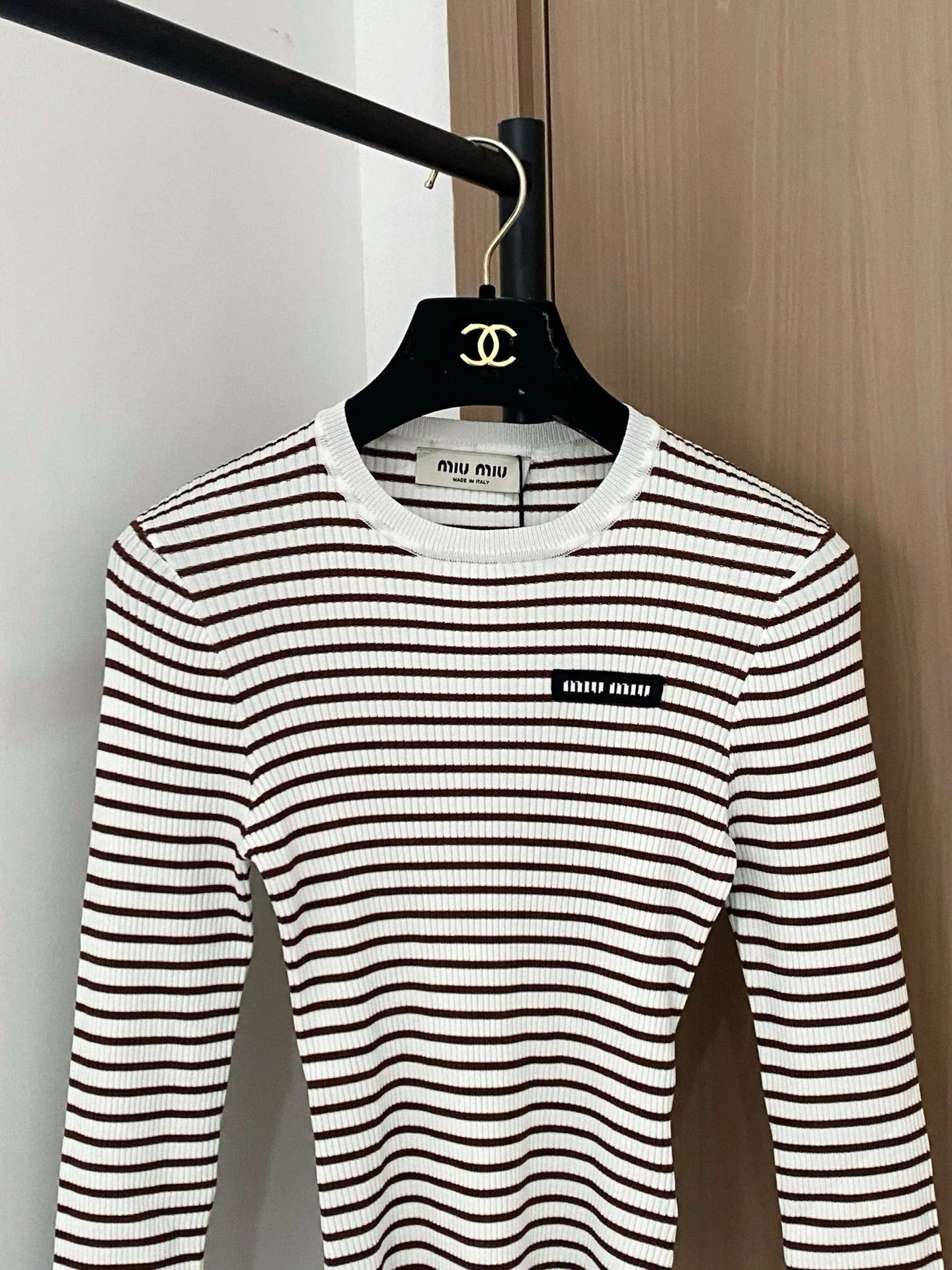 MIUMIU KNIT SWEATER STYLE 266