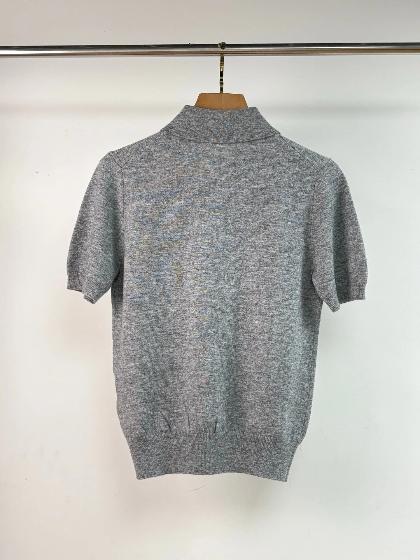 MIUMIU KNITTED POLO SHIRT STYLE 308