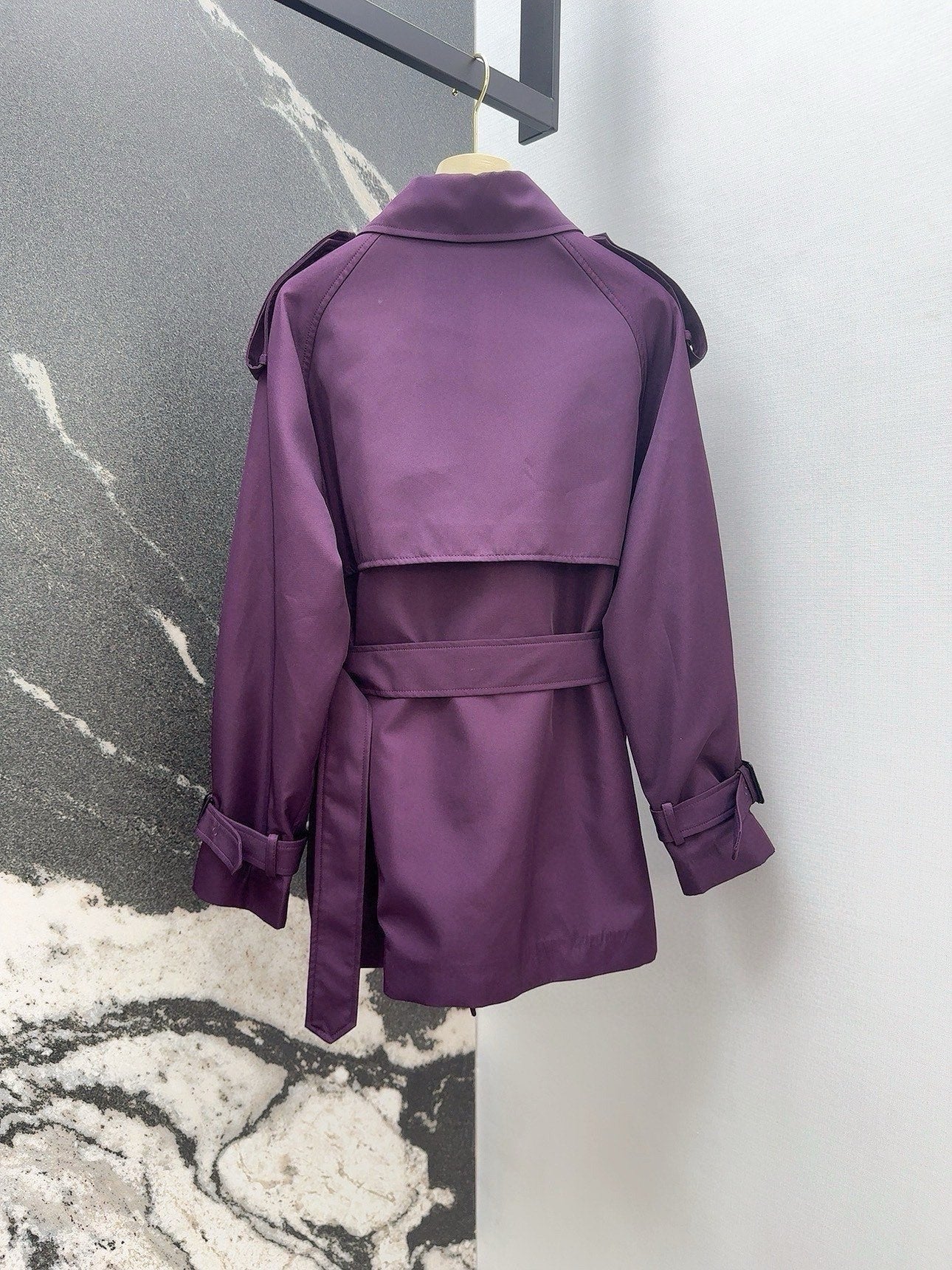 BURBERRY 25S DOUBLE-BREASTED TRENCH COAT 147