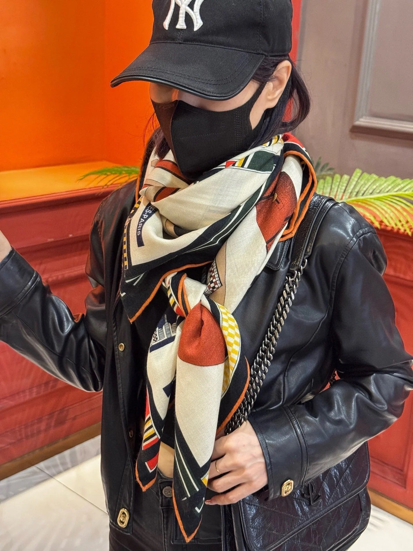 HERMES 25S SCARF 140 IN CASHMERE SILK 727302