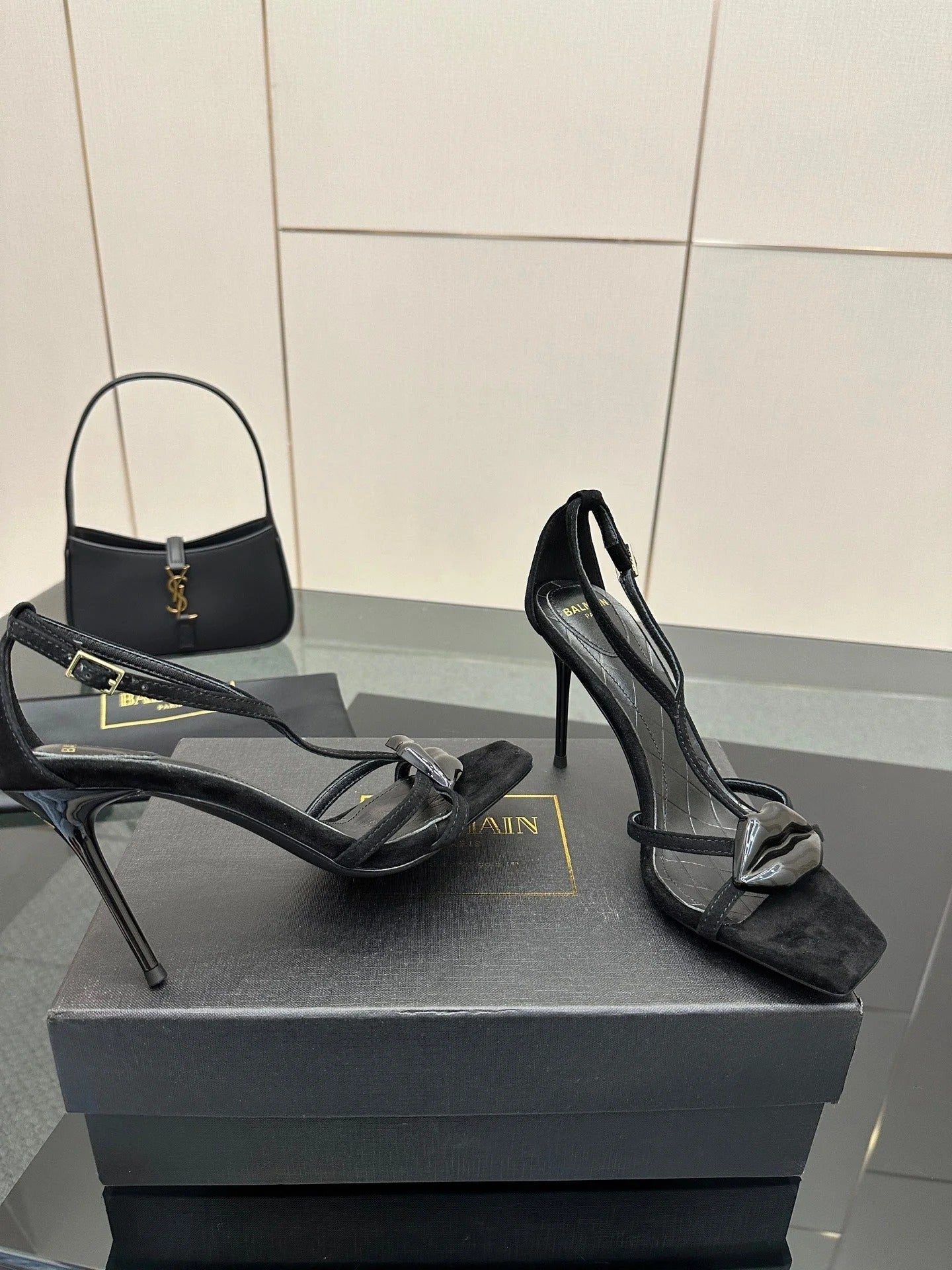 BALMAIN 25S LIPS SANDALS 10 IN BLACK SUEDE