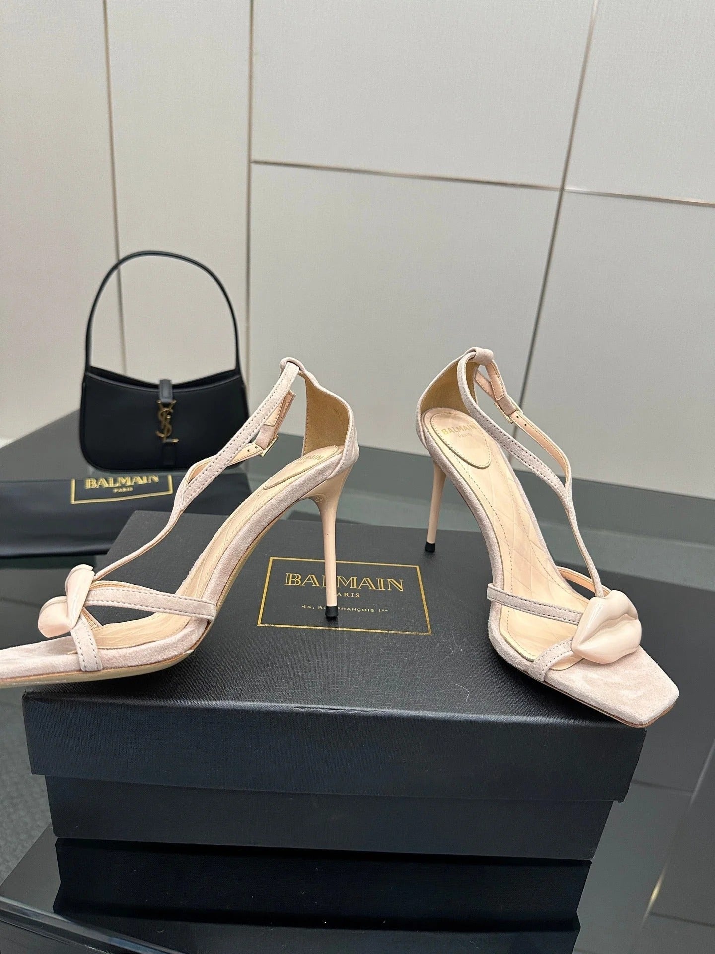 BALMAIN 25S LIPS SANDALS 10 IN BLUSH BEIGE SUEDE