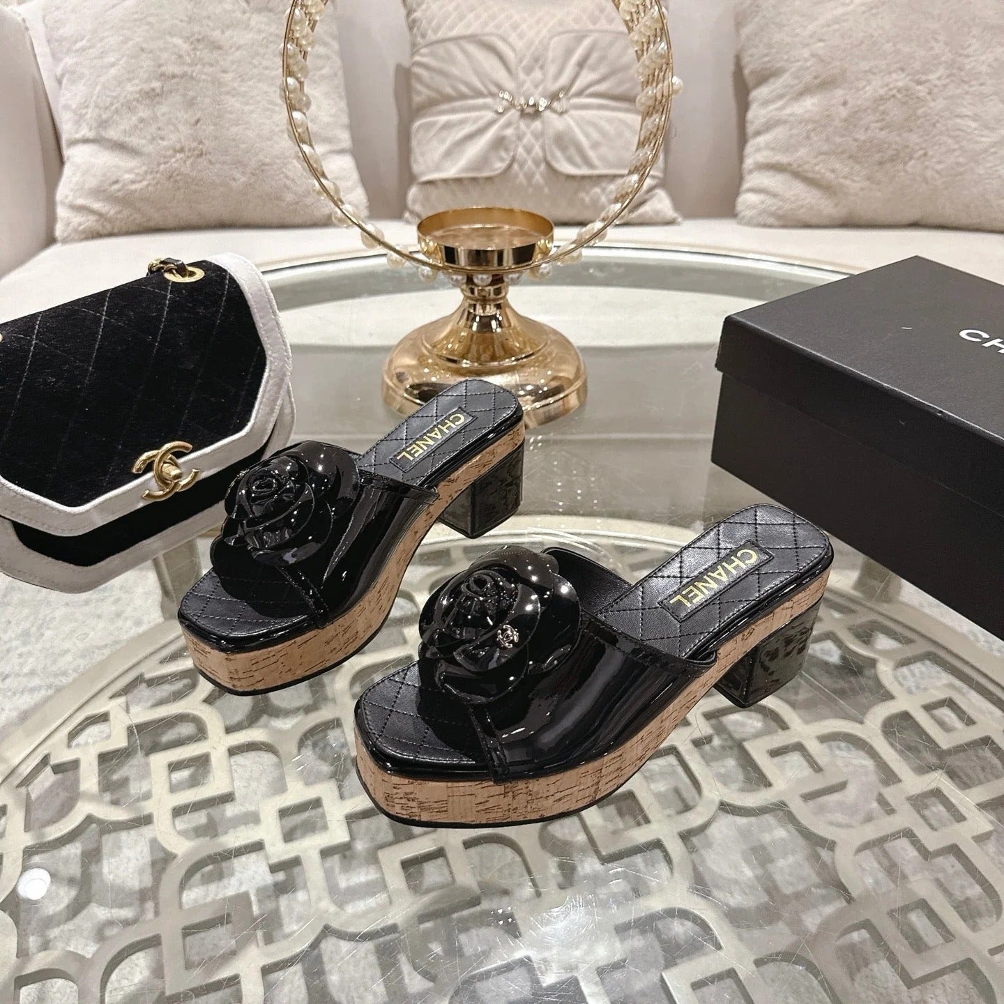 CC 26s Camellia Platform Slippers 65 Black Patent Leather 627044