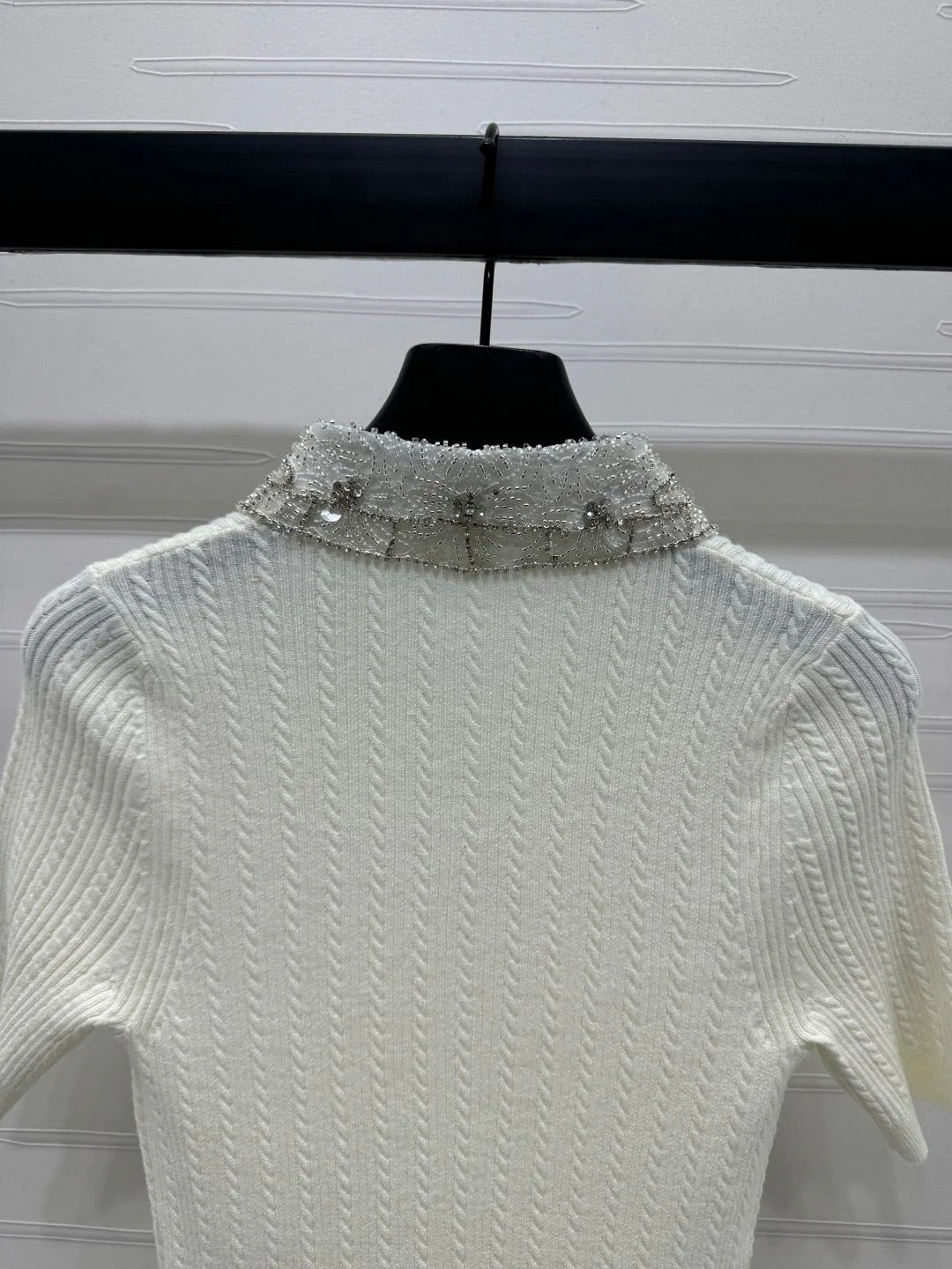 MIU 25S SHORT SLEEVE BEADED COLLAR SHIRT 264247