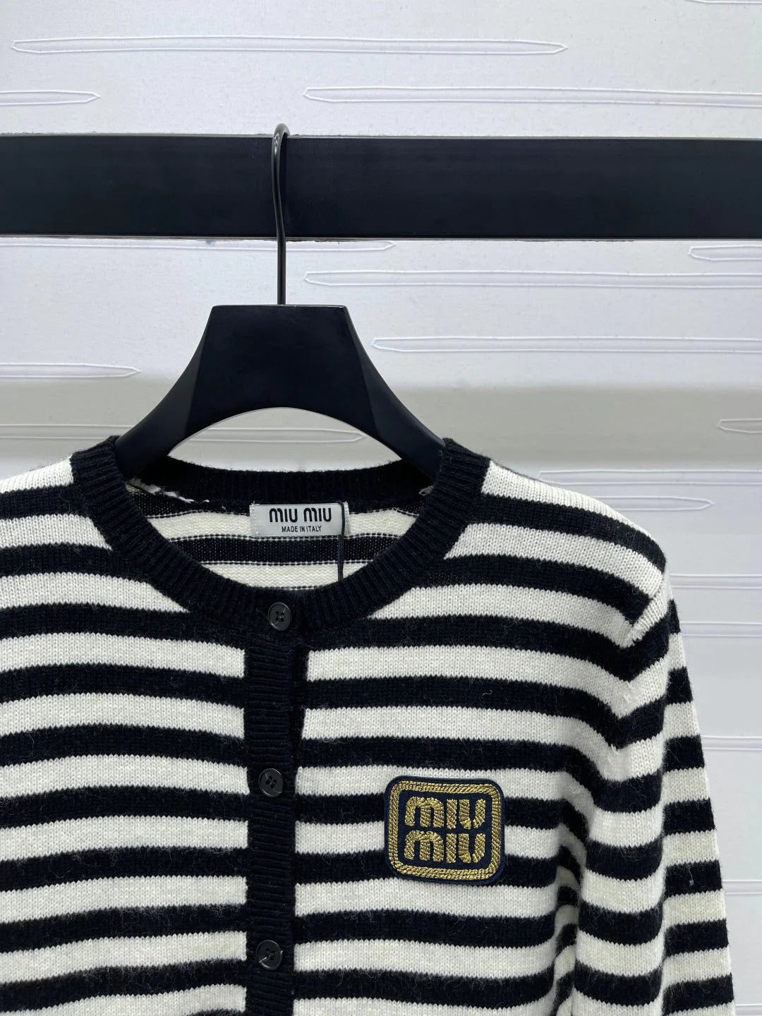 MIUMIU CARDIGAN STYLE 458