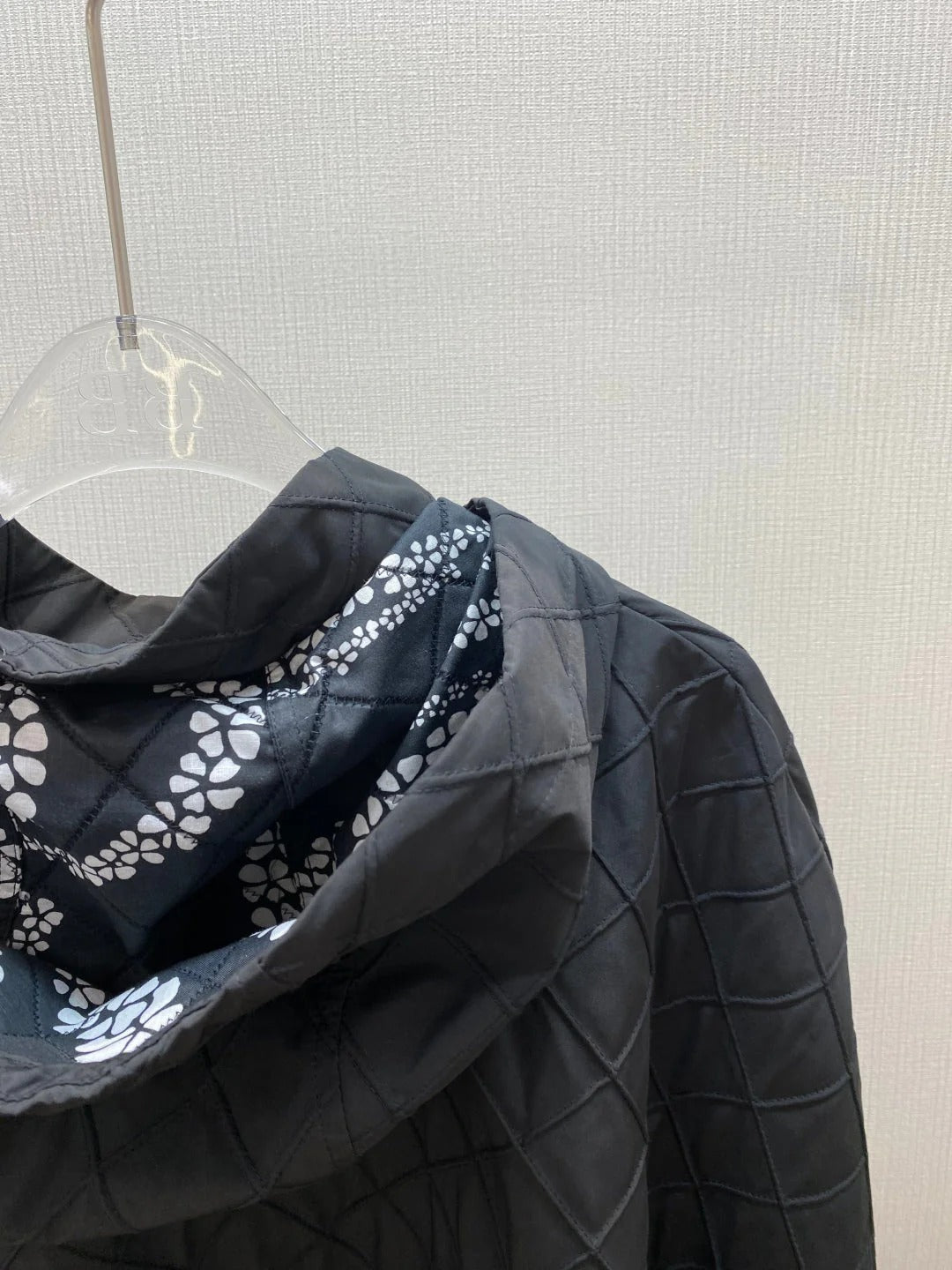 CHANEL 25S CAPE COAT STYLE 220