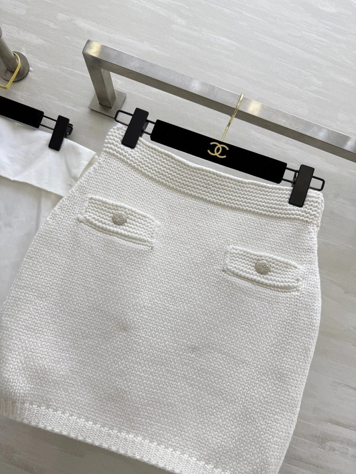 CHANEL 25S MINI SKIRT STYLE 239