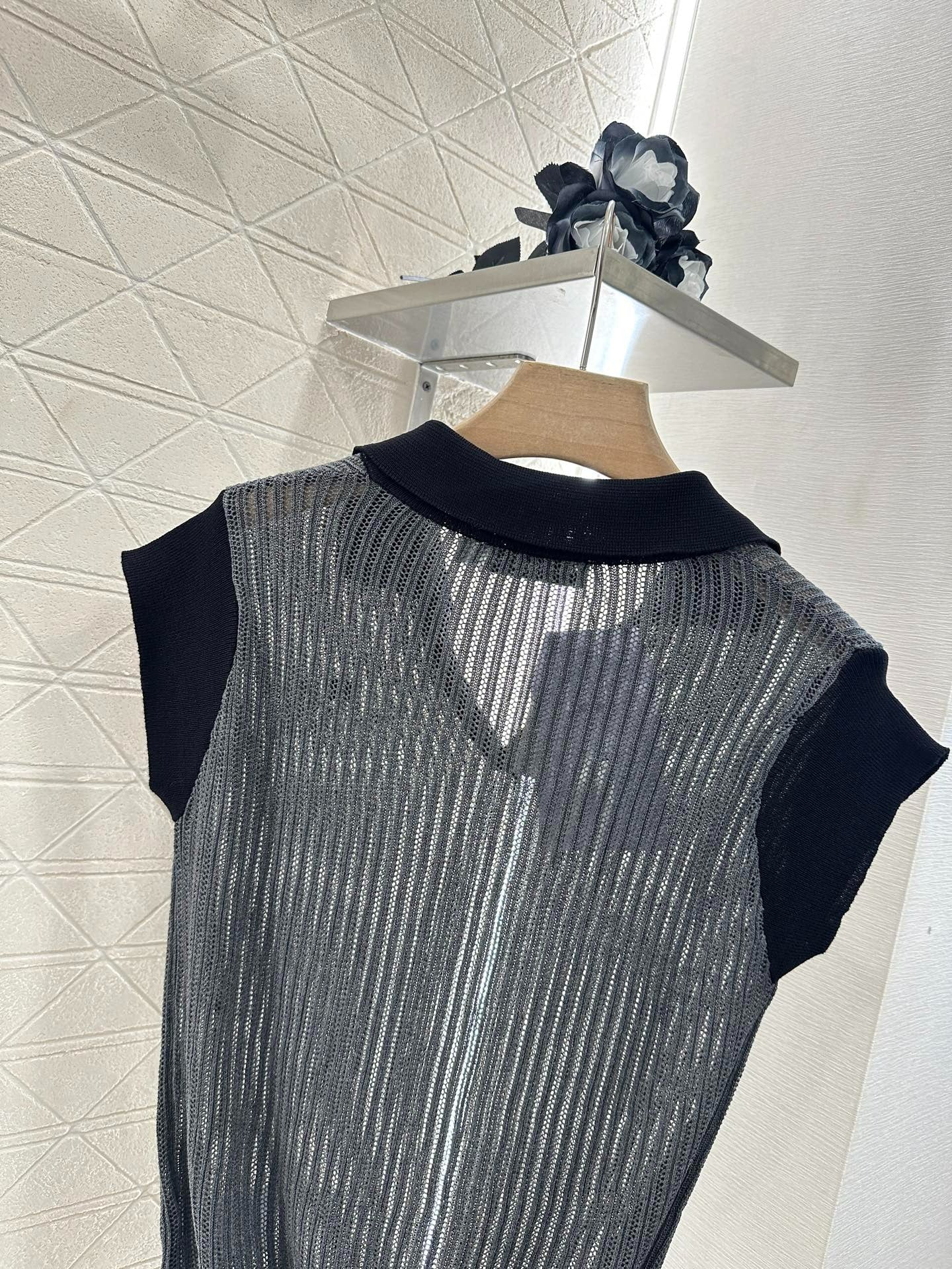 DIOR V-NECK KNIT SWEATER 276685