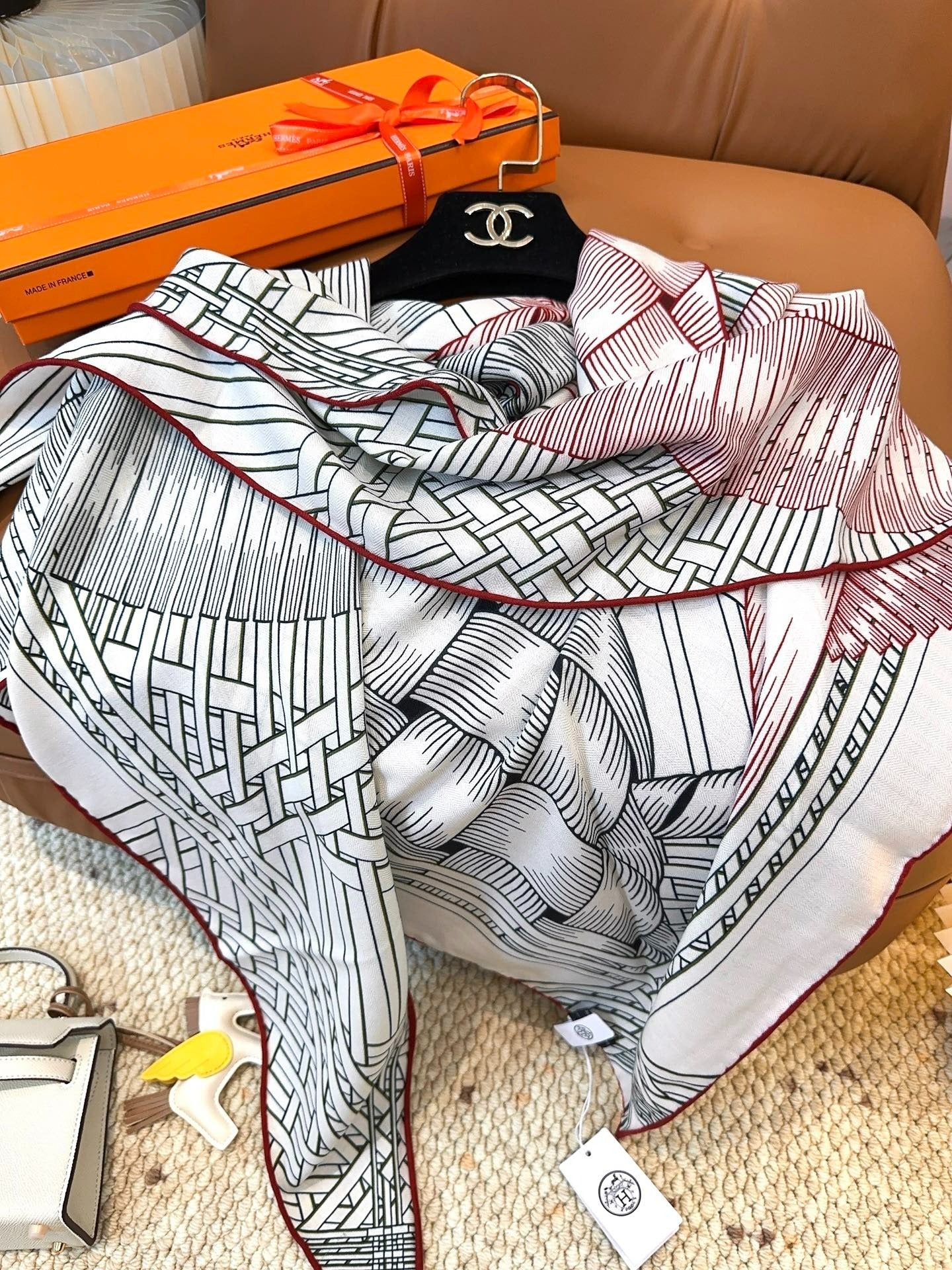 HERMES 25S SCARF 140 IN CASHMERE SILK 854527