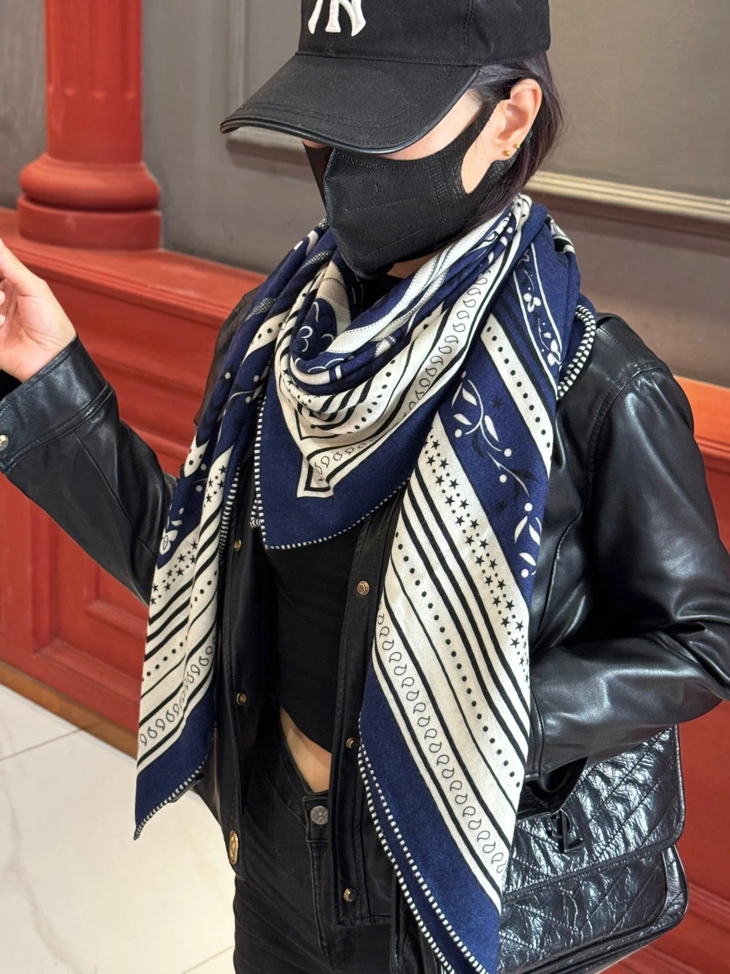 HERMES 25S SCARF 140 IN CASHMERE SILK 727315