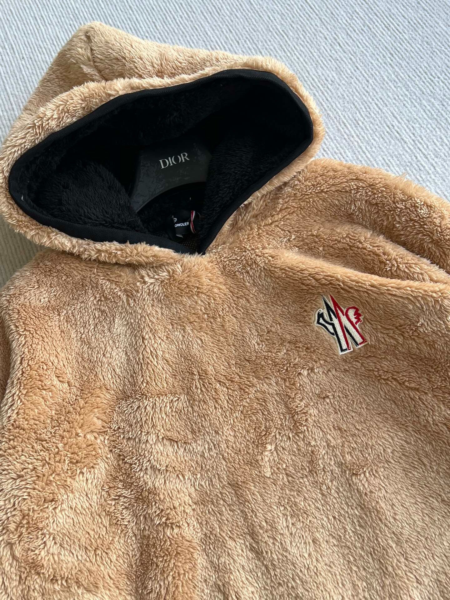 MONCLER 25S FUZZY TEDDY FLEECE HOODIE IN BROWN 042