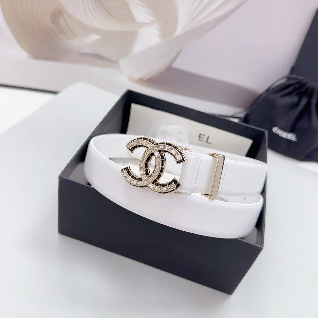 CC 30MM BELT IN WHITE SMOOTH CALFSKIN METAL LOGO