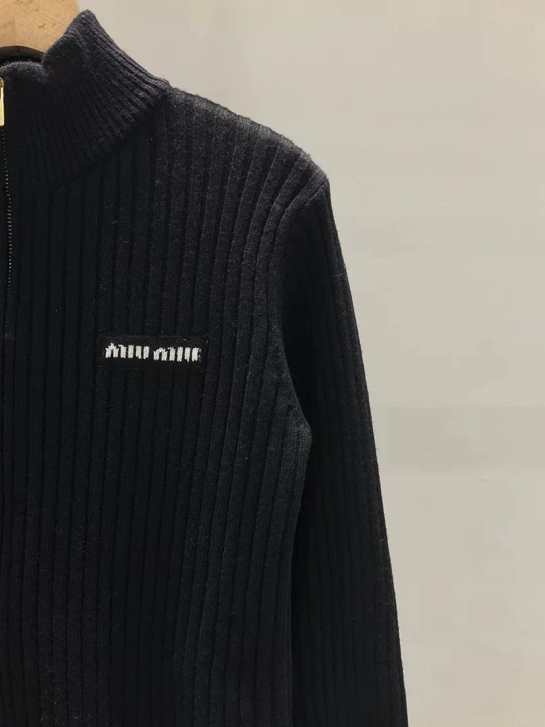 MIUMIU PULLOVER SWEATER STYLE 312