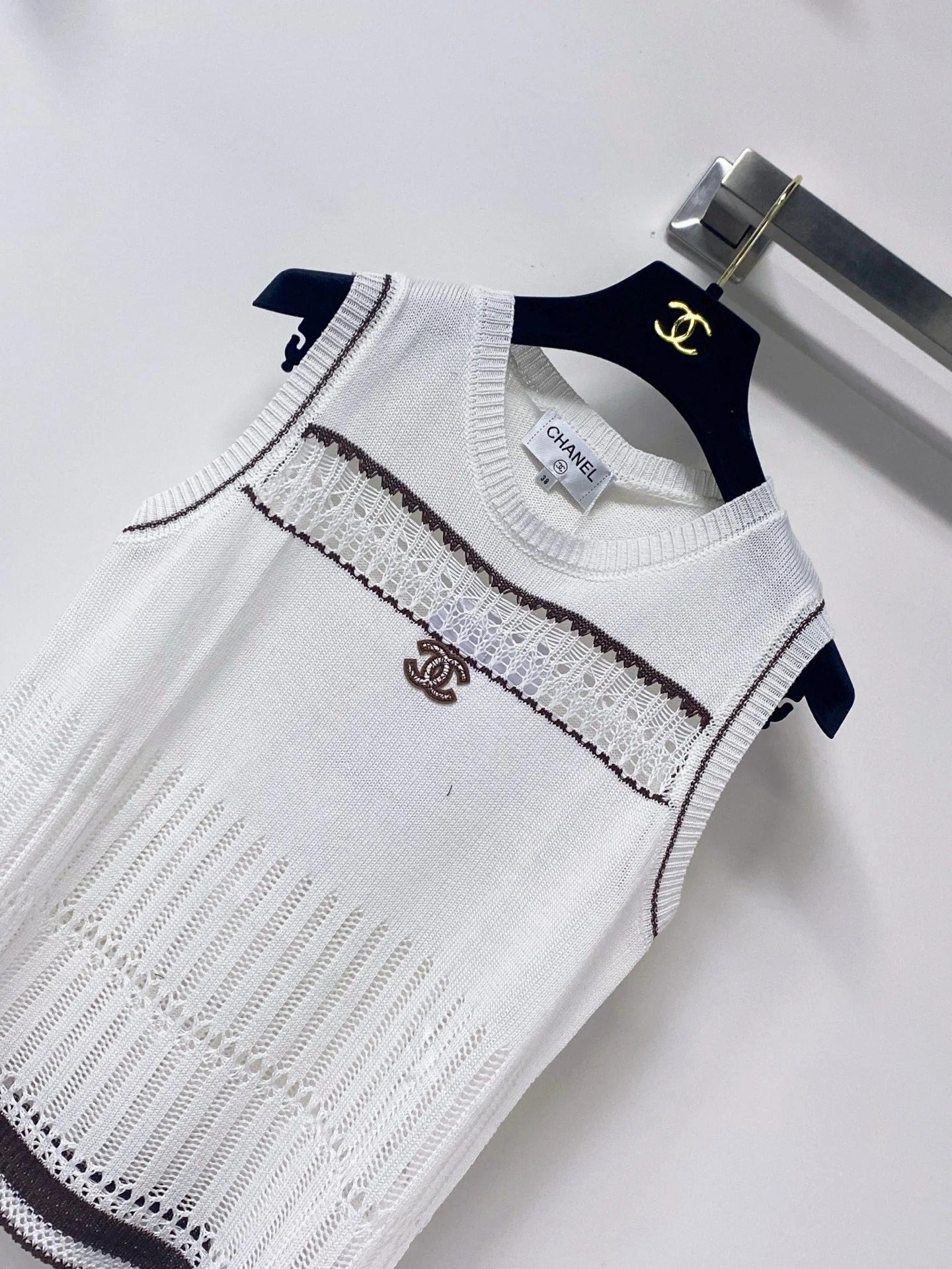 Chanel 2026 Björn's Knit Vest White Laine Wool 471925