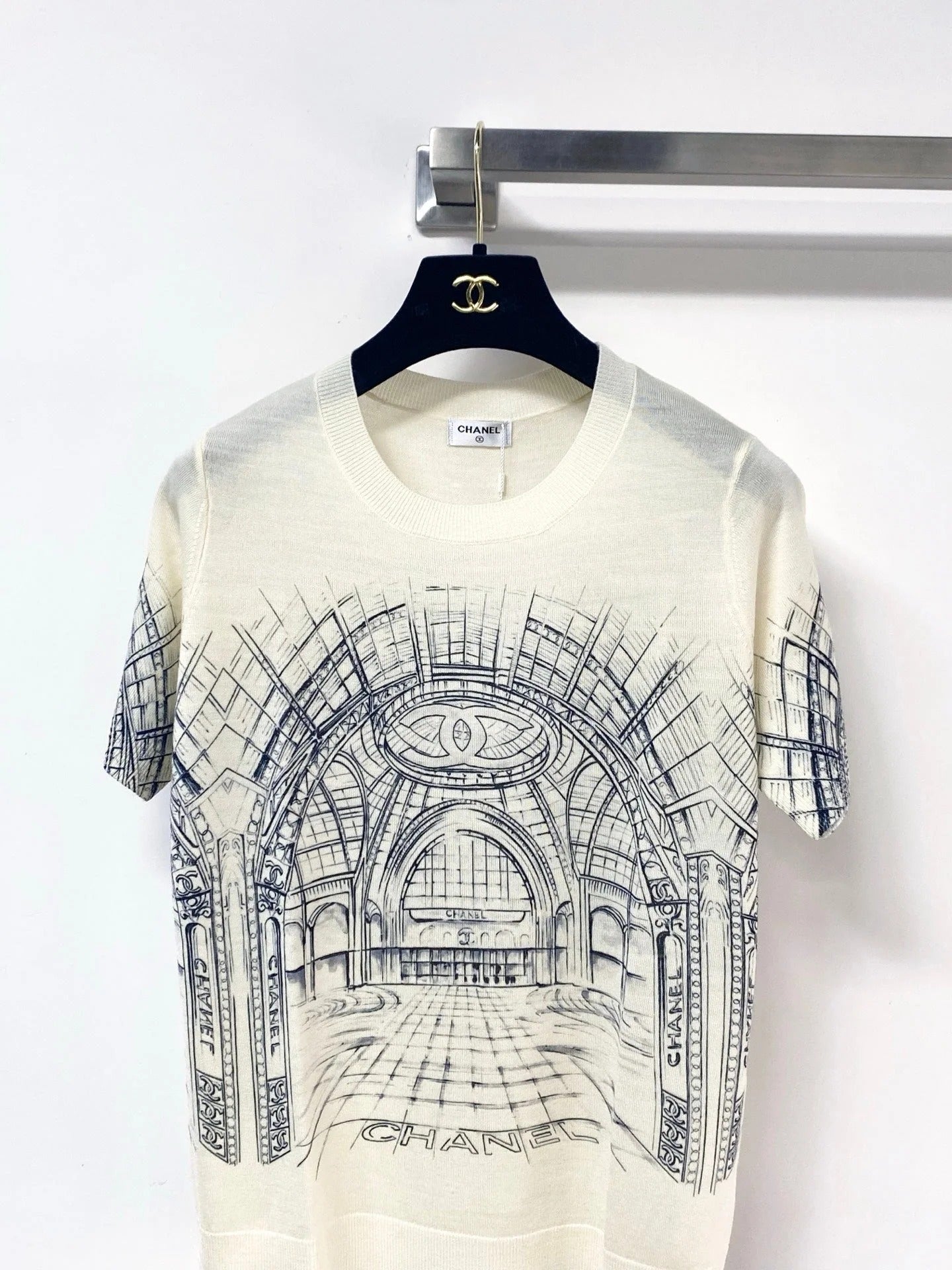 Chanel 2026 Cream Graphic Knit Top Wool 345271