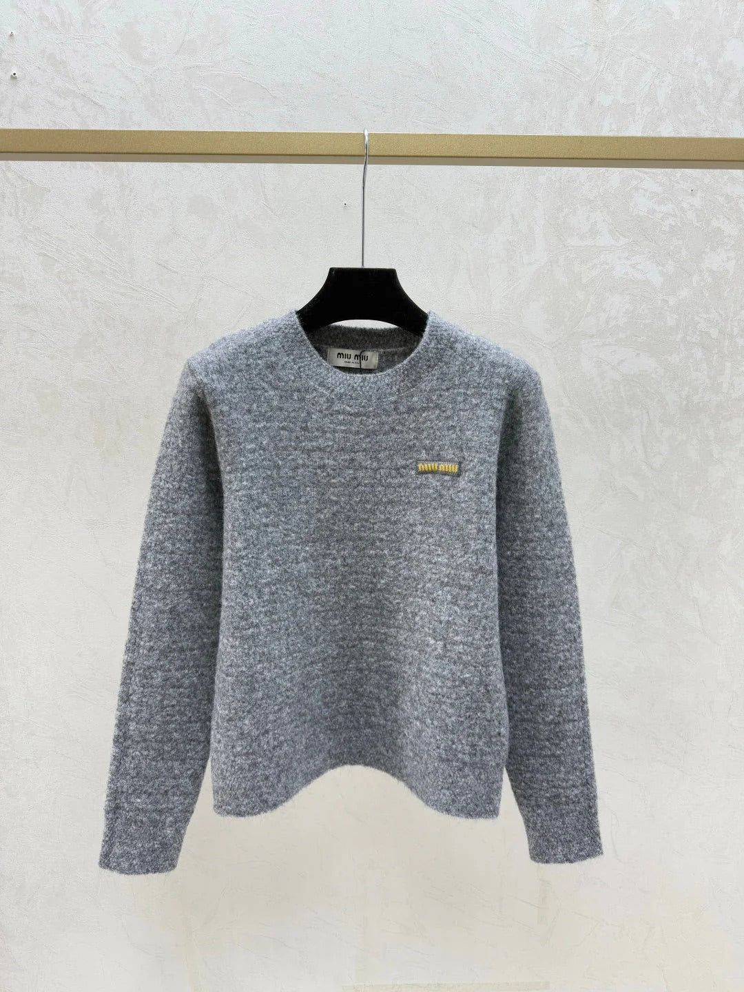 MIUMIU SWEATER STYLE 676