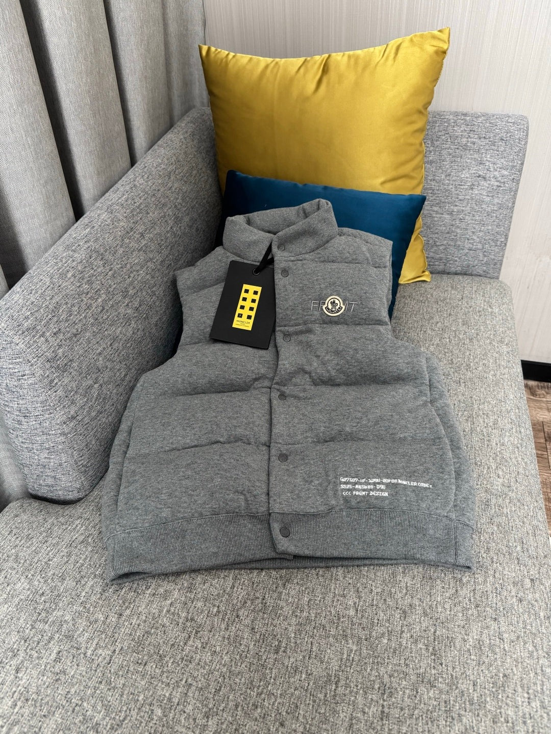 MONCLER 25S DOWN VEST IN GRAY