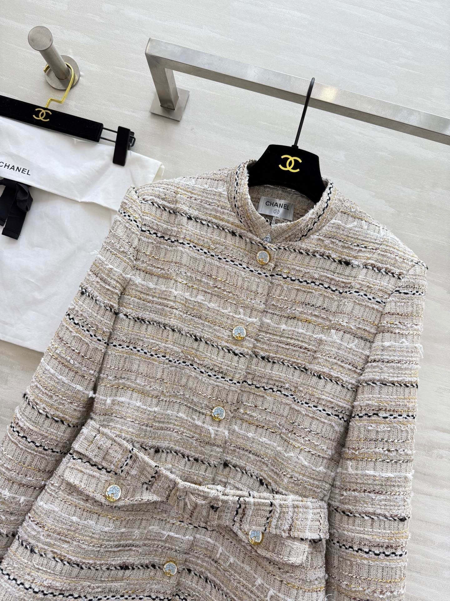 CHANEL 25S TWEED WOOL JACKET 263