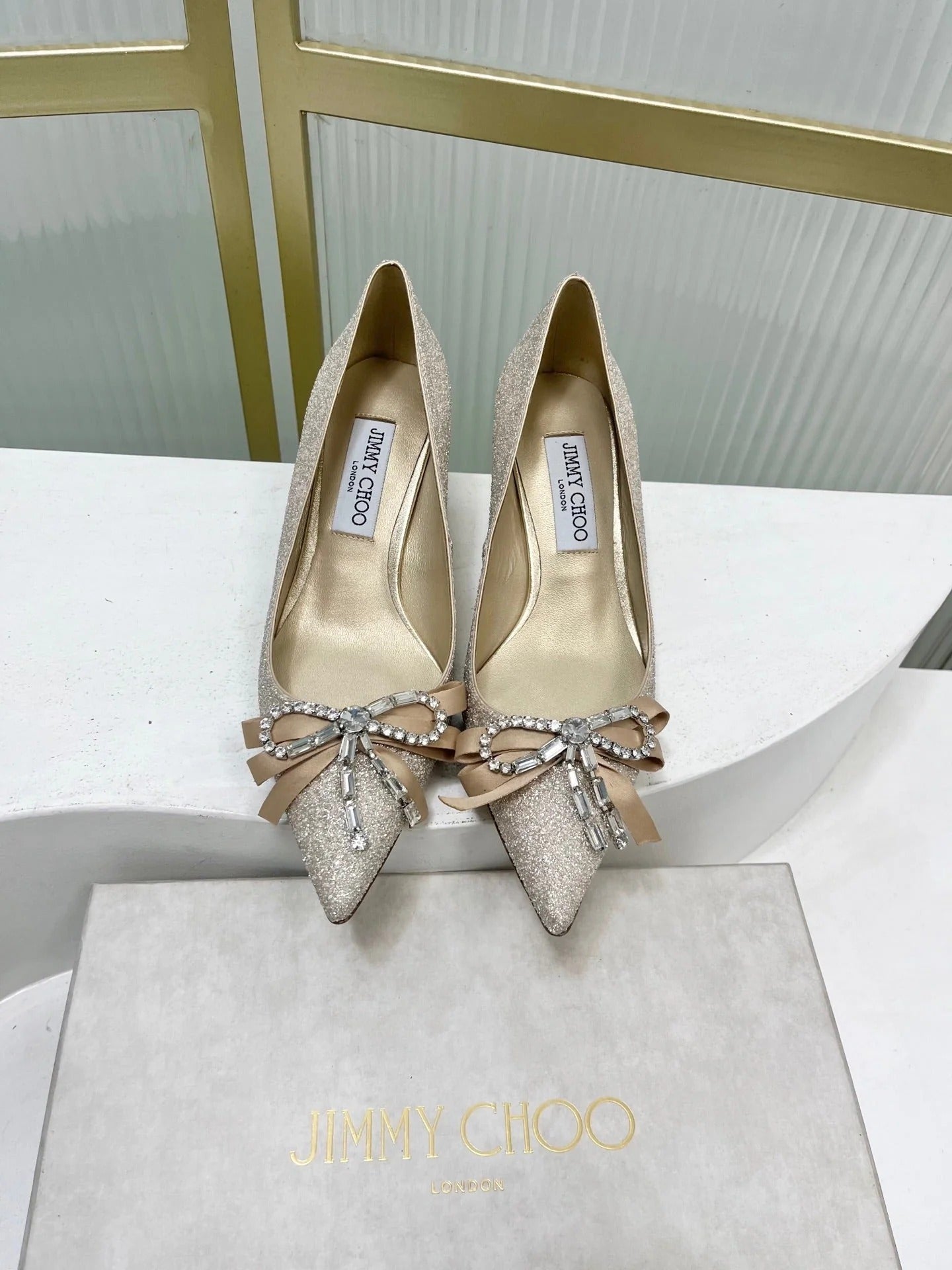 Jimmy 26s Pointed Toe Pump 55 Gold Glitter Cowhide 605969