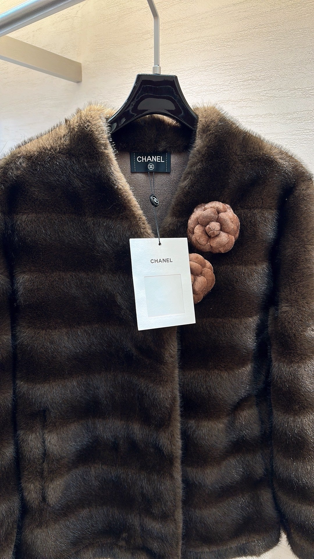 CHANEL 25S ARTIFICIAL FUR COAT 496
