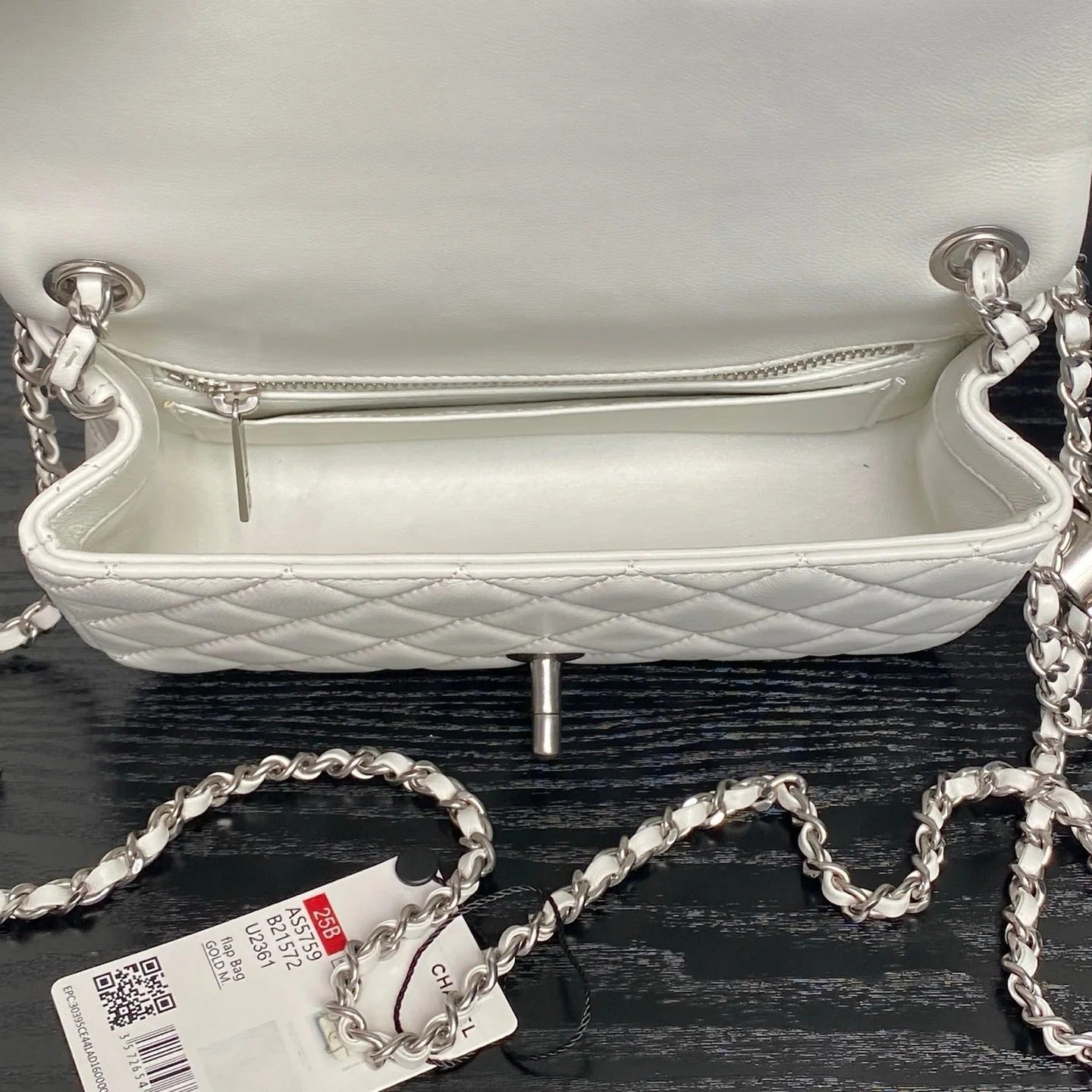 CHANEL 25S FLAP BAG 20 IN WHITE CALFSKIN SILVER HARDWARE