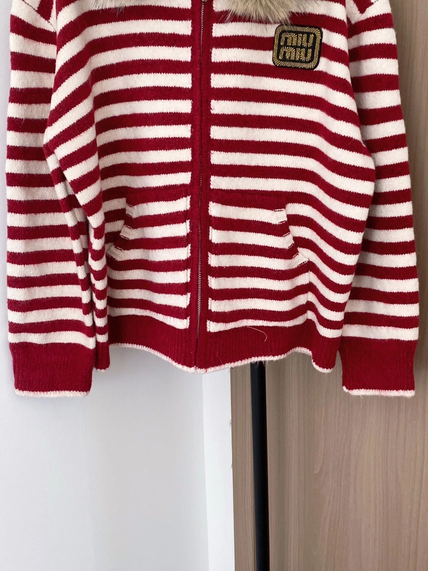 MIUMIU CARDIGAN STYLE 698
