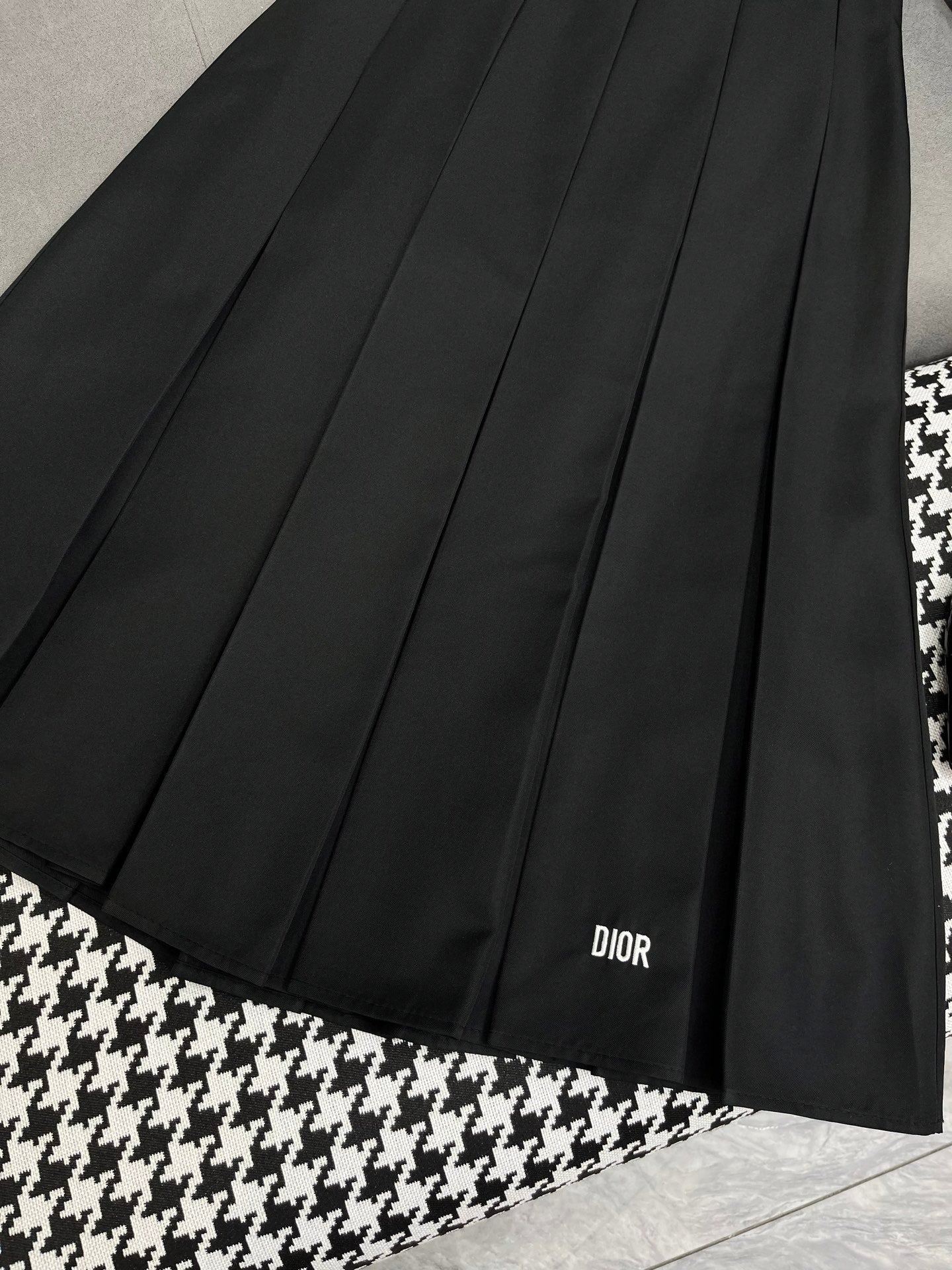 DIOR PLEATED SKIRT 219277