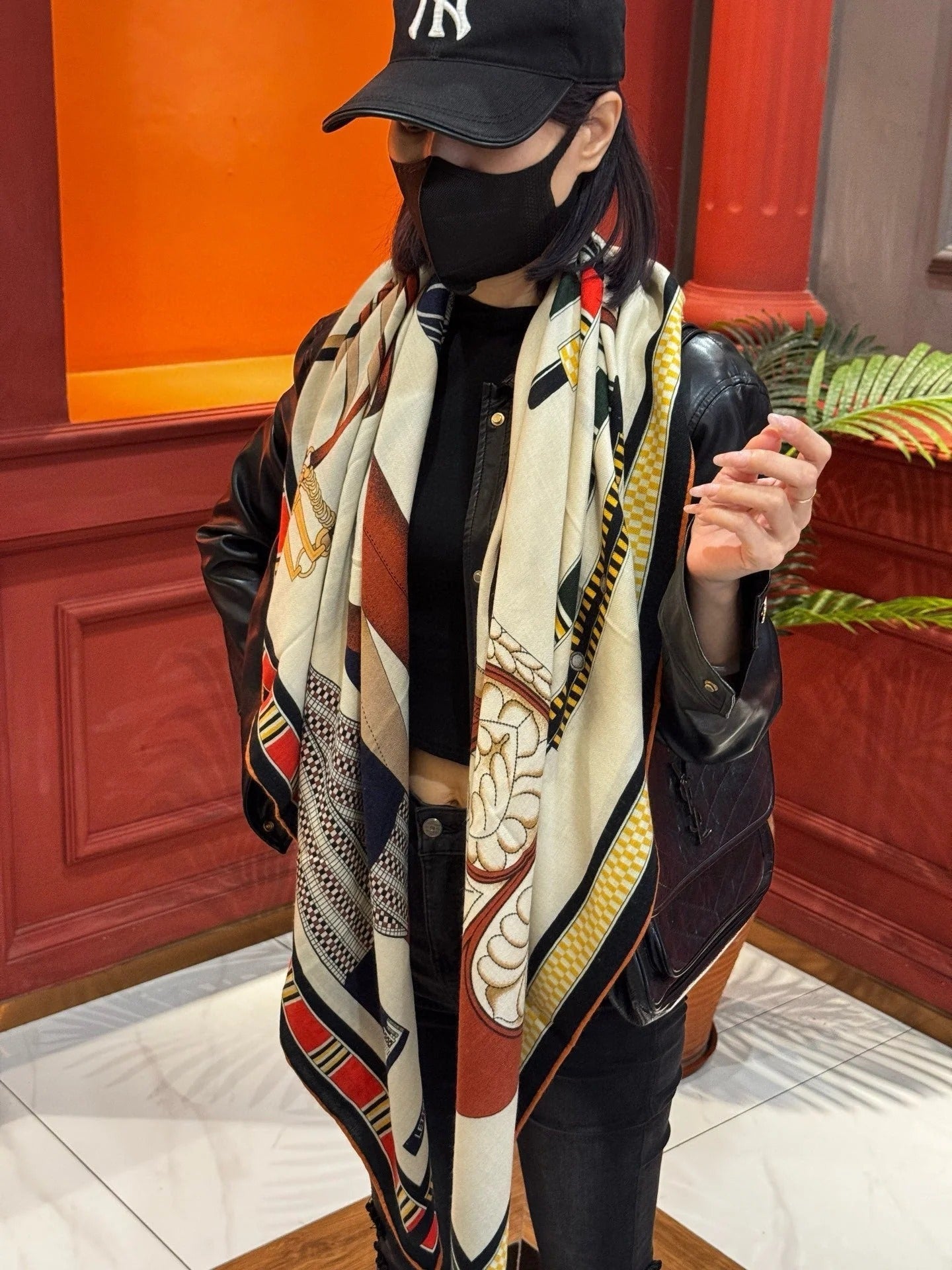 HERMES 25S SCARF 140 IN CASHMERE SILK 727302