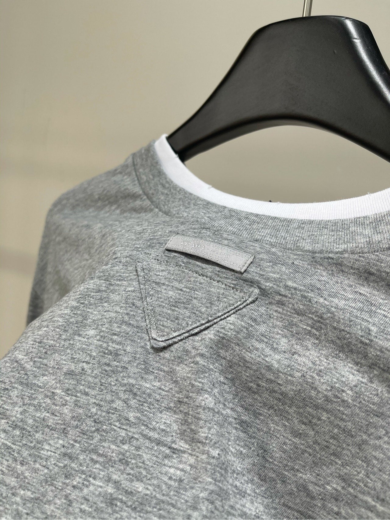 PRADA TWO-PIECE LONG SLEEVE T-SHIRT 273175