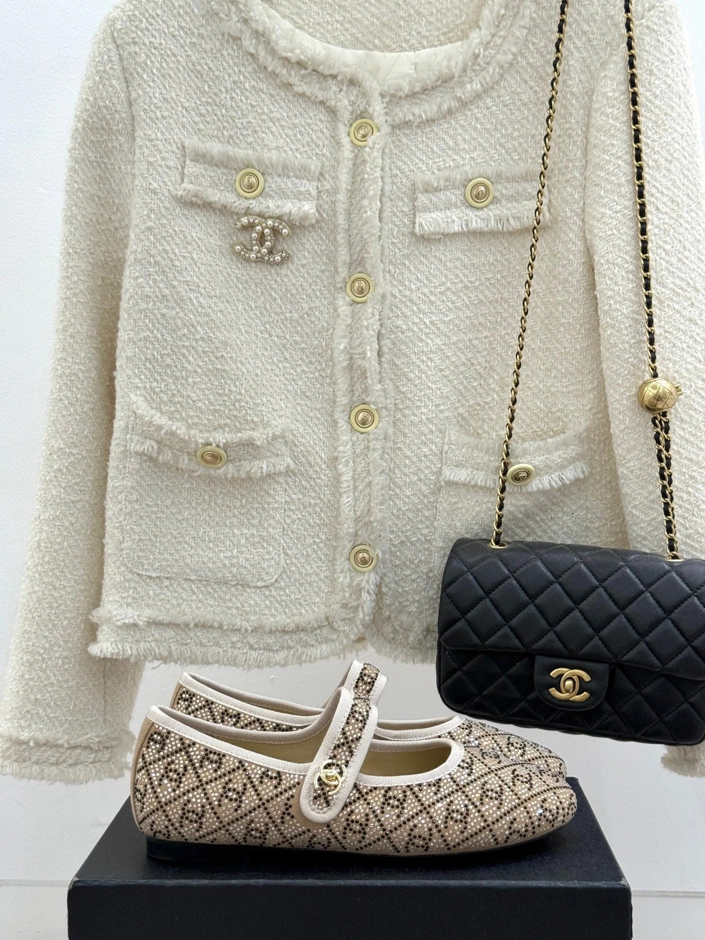 CC Flat Mary Jane 25ss In Beige Embellished With Rhinestones