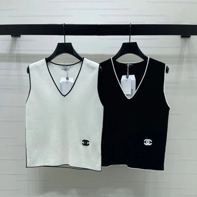 Chanel 2026Knitted V-neck Vest Black Cotton 356406