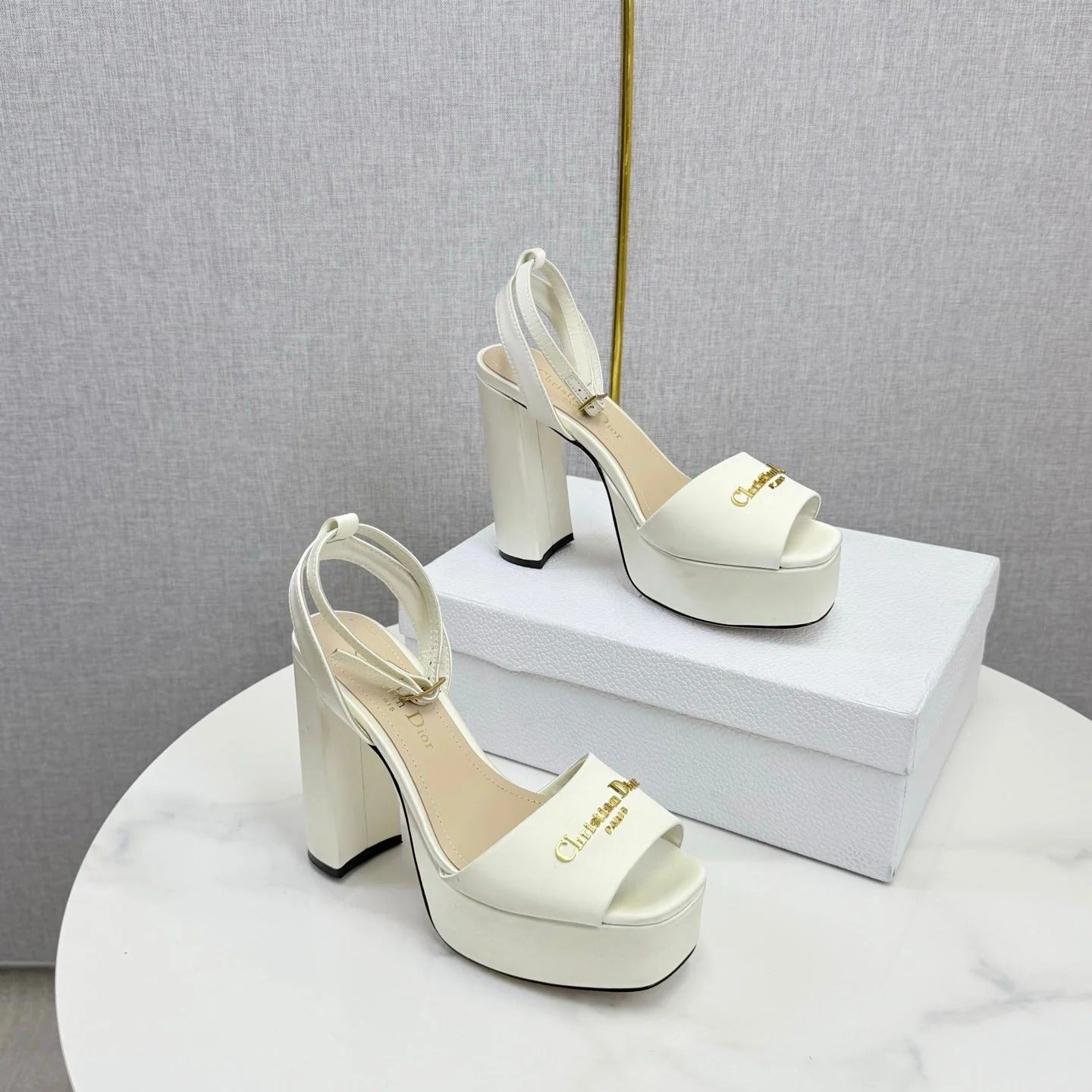 CD 26s Platform Sandals 80 White Beige Satin Sheepskin 640231
