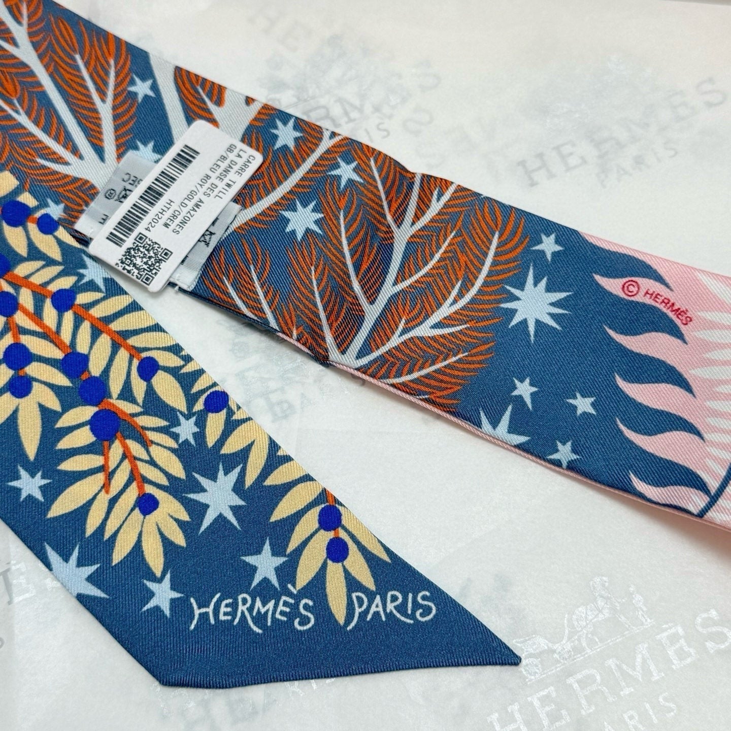 HERMES 25S SILK NECKERCHIEF 86 IN SILK 714351