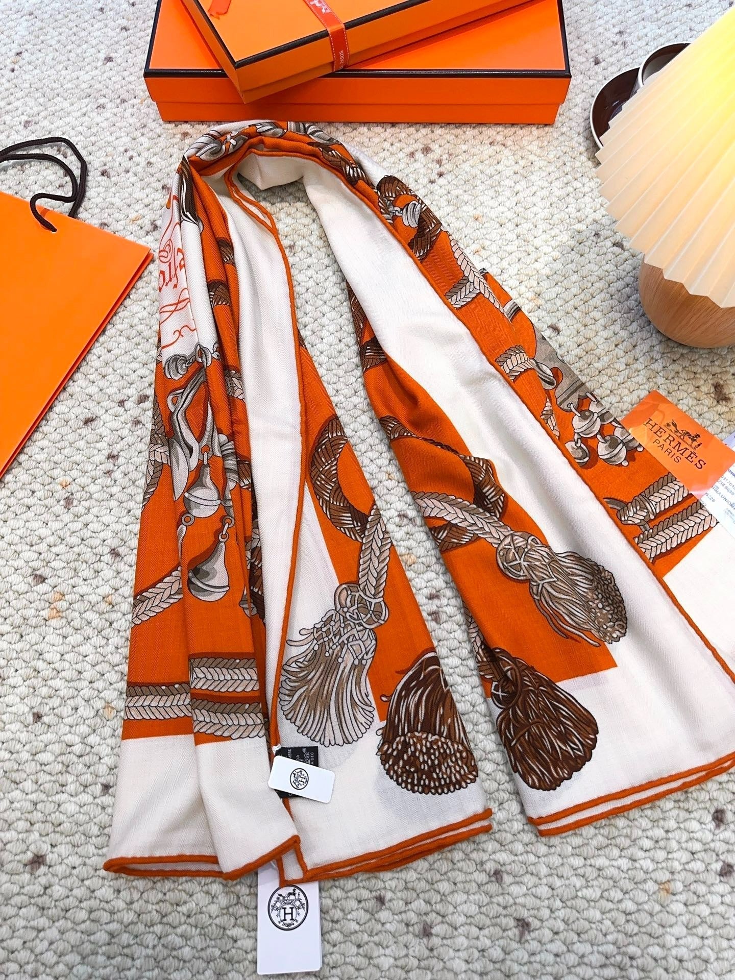 HERMES 25S SCARF 140 IN CASHMERE SILK 854539