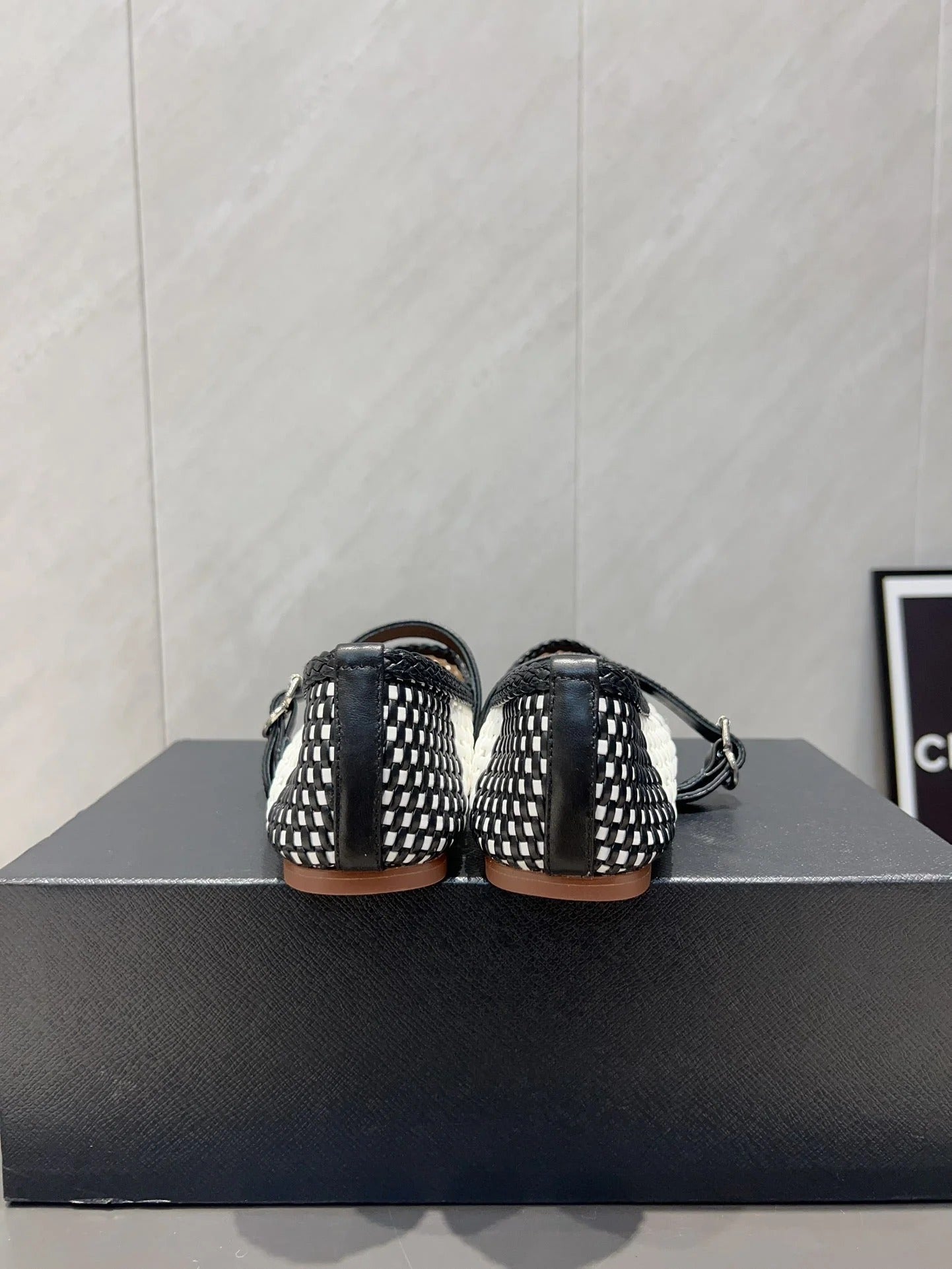 Alaia Mary Jane Flats Woven Pattern 25s In White Mix Black Calfskin