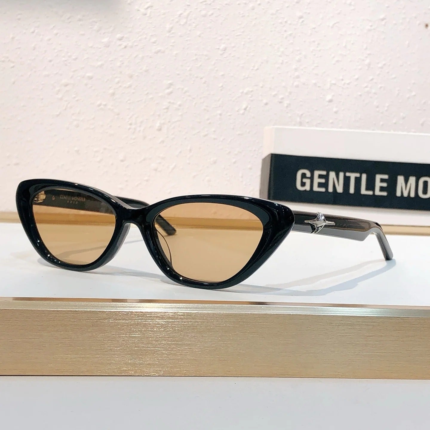 Gentle Monster Sunglasses 05