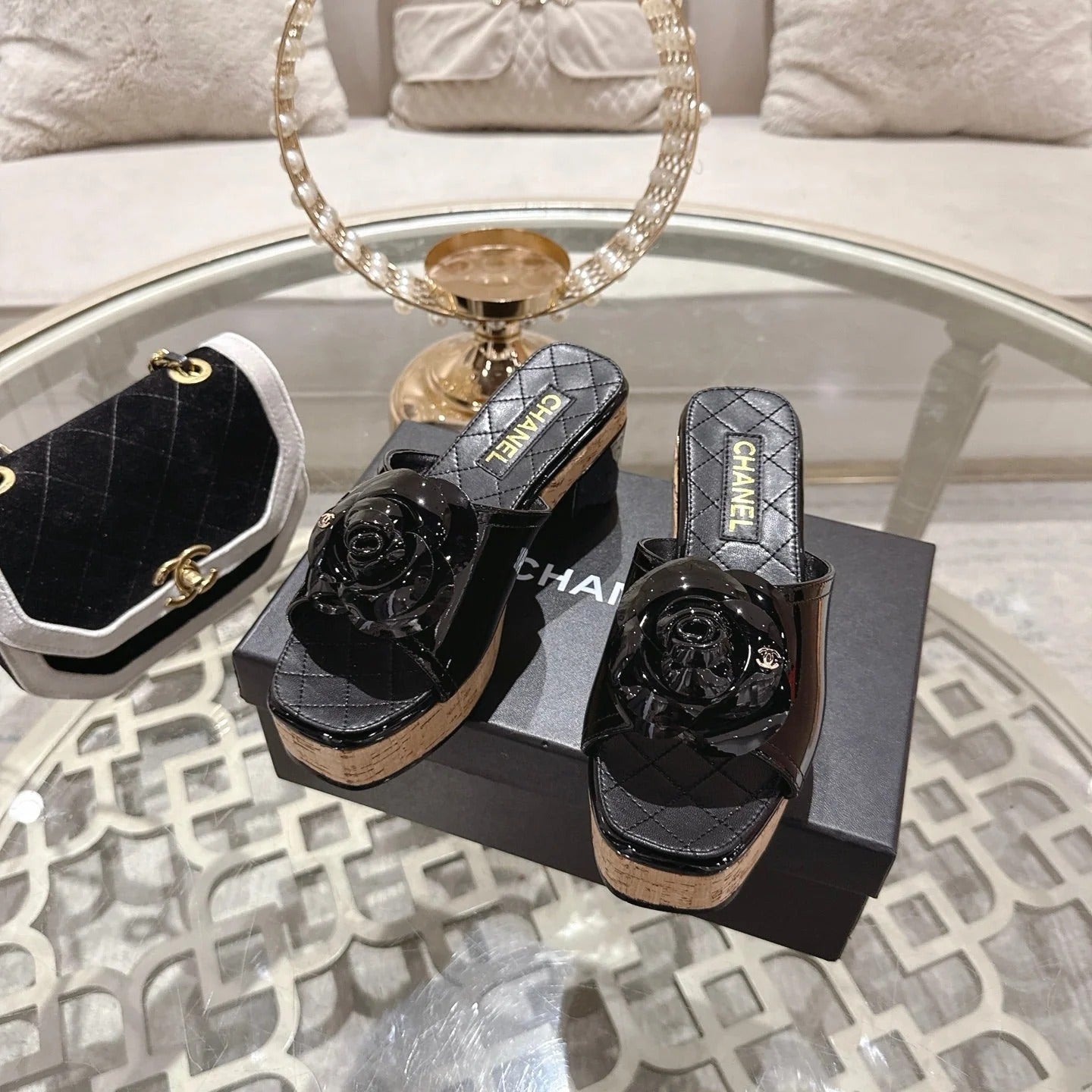 CC 26s Camellia Platform Slippers 65 Black Patent Leather 627044