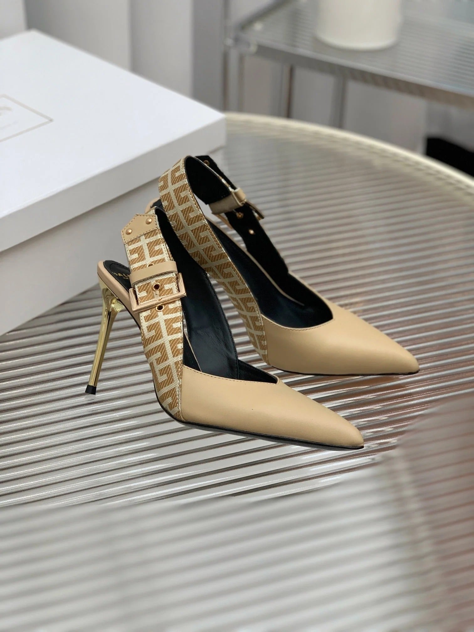 BALMAIN 25S SLINGBACK SHOES 95MM IN LIGHT BROWN CALFSKIN