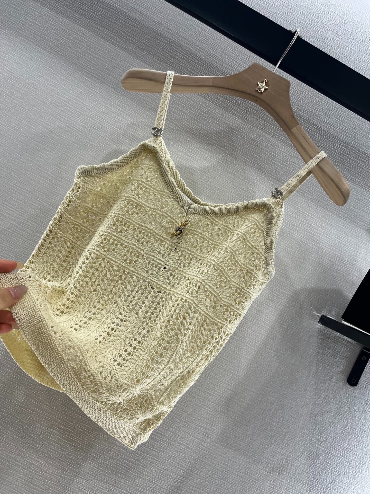 CHANEL KNIT CAMISOLE 263419