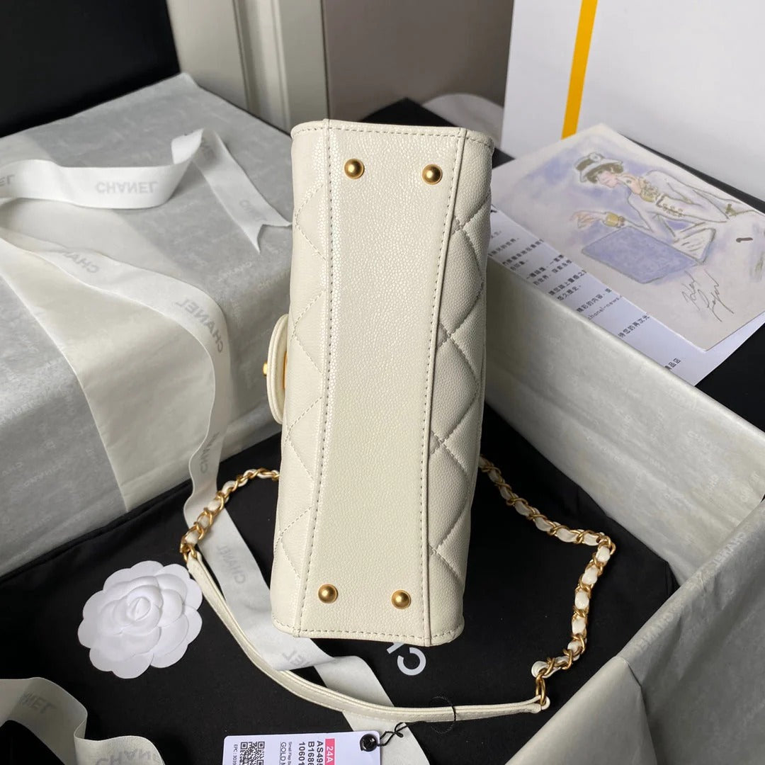CC  25S FLAP BAG 21 CM IN CREAM WHITE GRAINED LAMBSKIN WITH TOP HANDLE