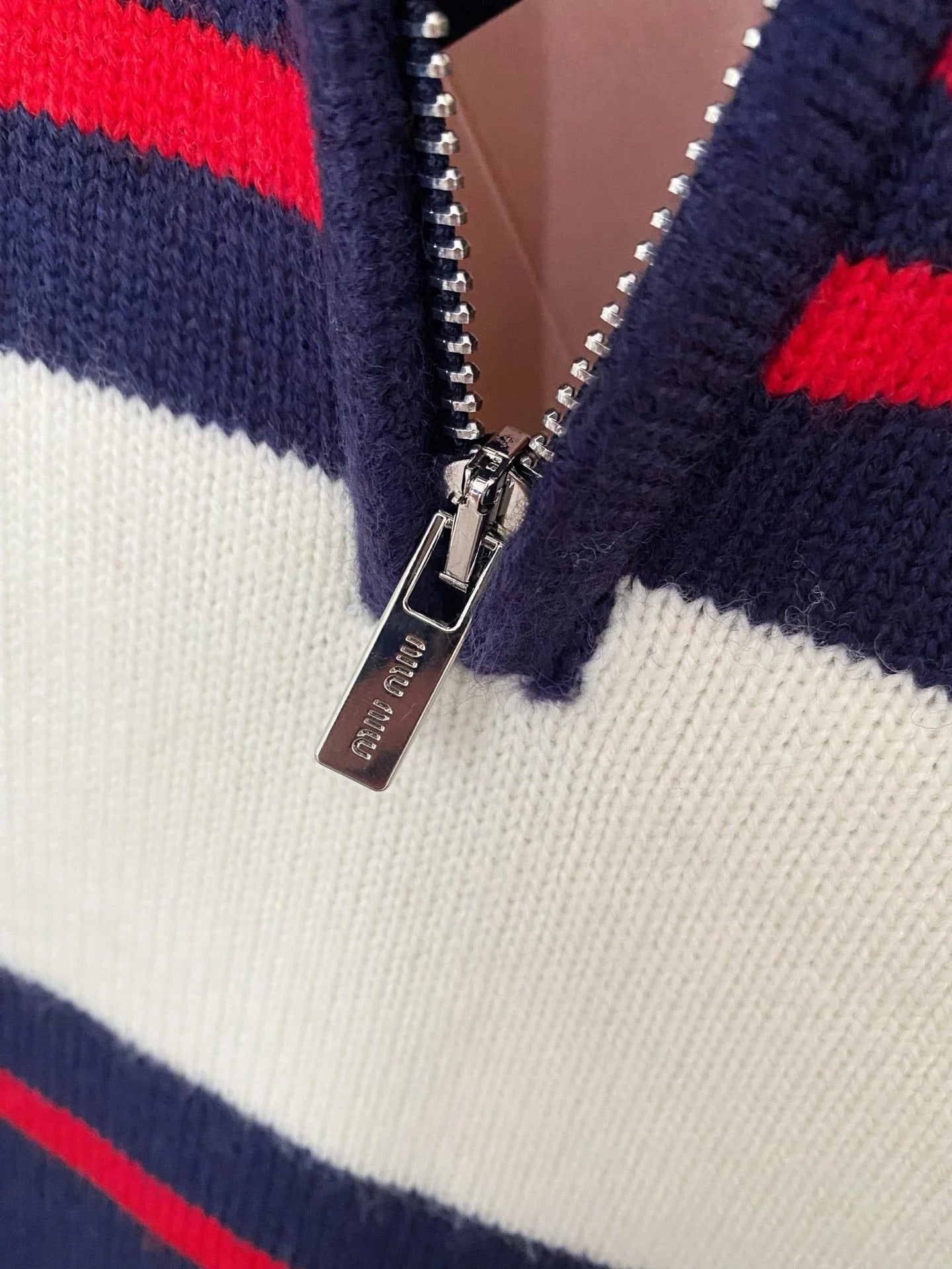 MIUMIU SWEATER STYLE 135